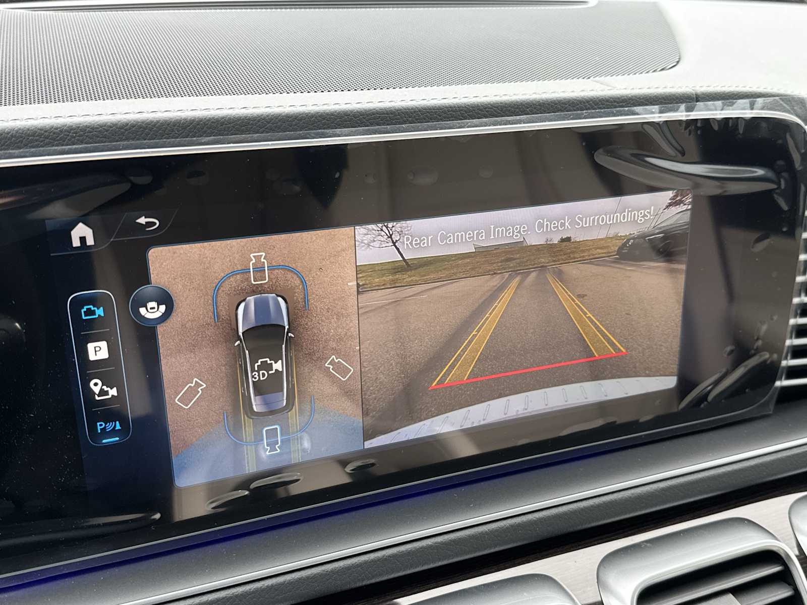 Thumbnail: 2026 Mercedes-Benz GLE - 23