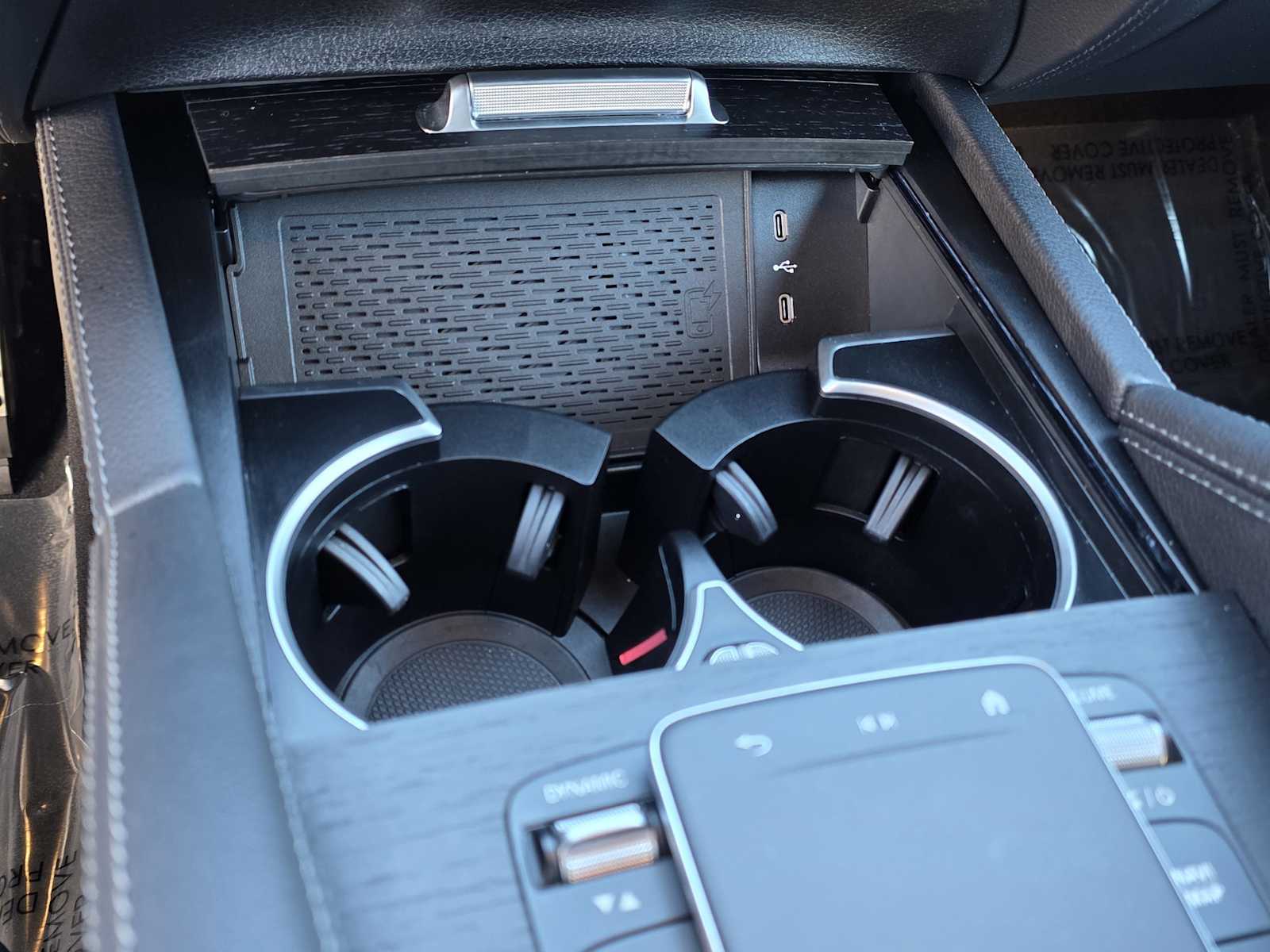 Thumbnail: 2025 Mercedes-Benz GLS - 24