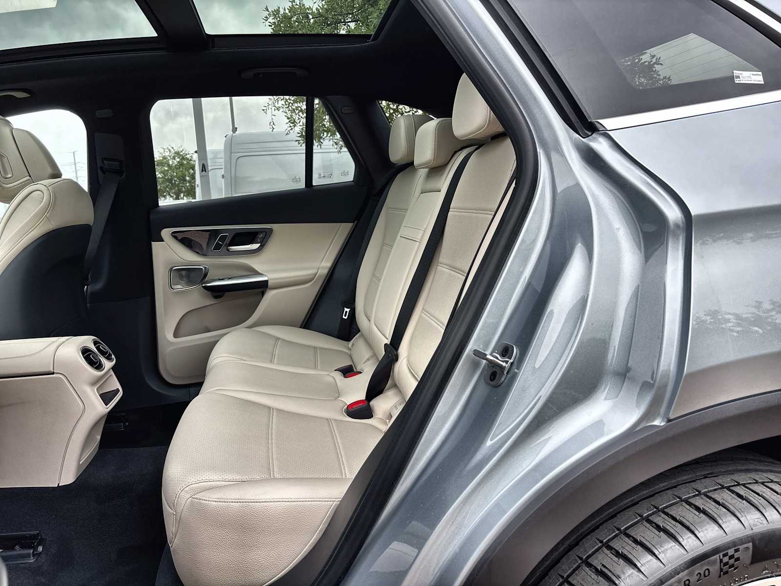 Thumbnail: 2026 Mercedes-Benz GLC - 4