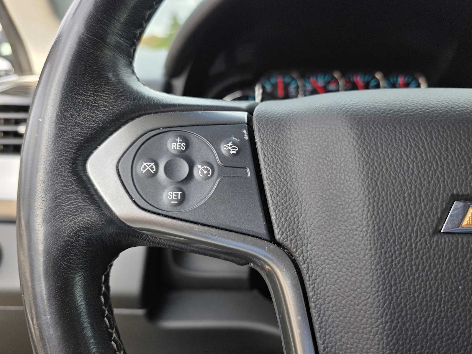 Thumbnail: 2019 Chevrolet Tahoe - 24