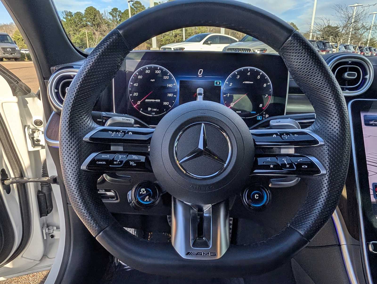 Thumbnail: 2024 Mercedes-Benz C-Class - 9