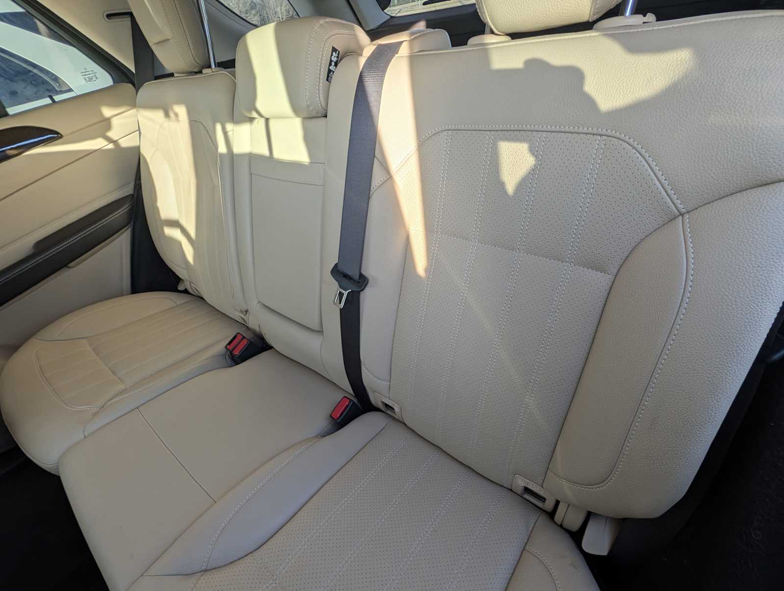 Thumbnail: 2016 Mercedes-Benz GLE - 9