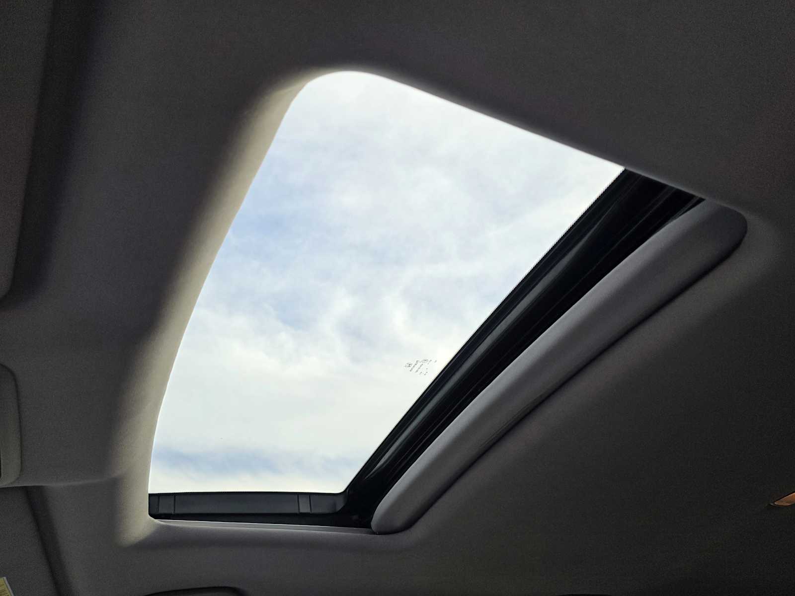 Thumbnail: 2019 Honda Pilot - 12