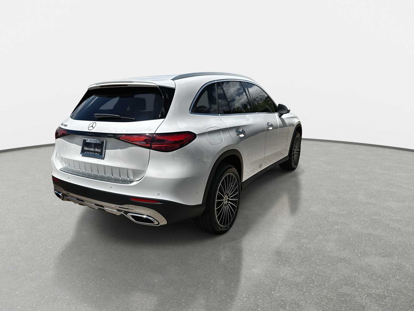 Thumbnail: 2026 Mercedes-Benz GLC - 8