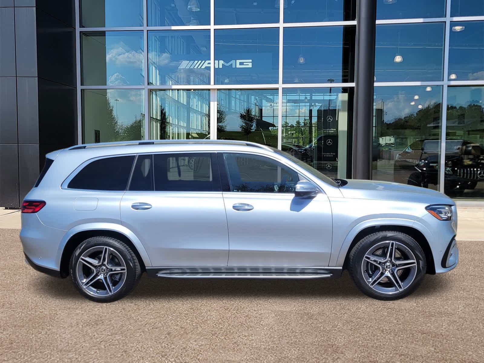 Thumbnail: 2025 Mercedes-Benz GLS - 26