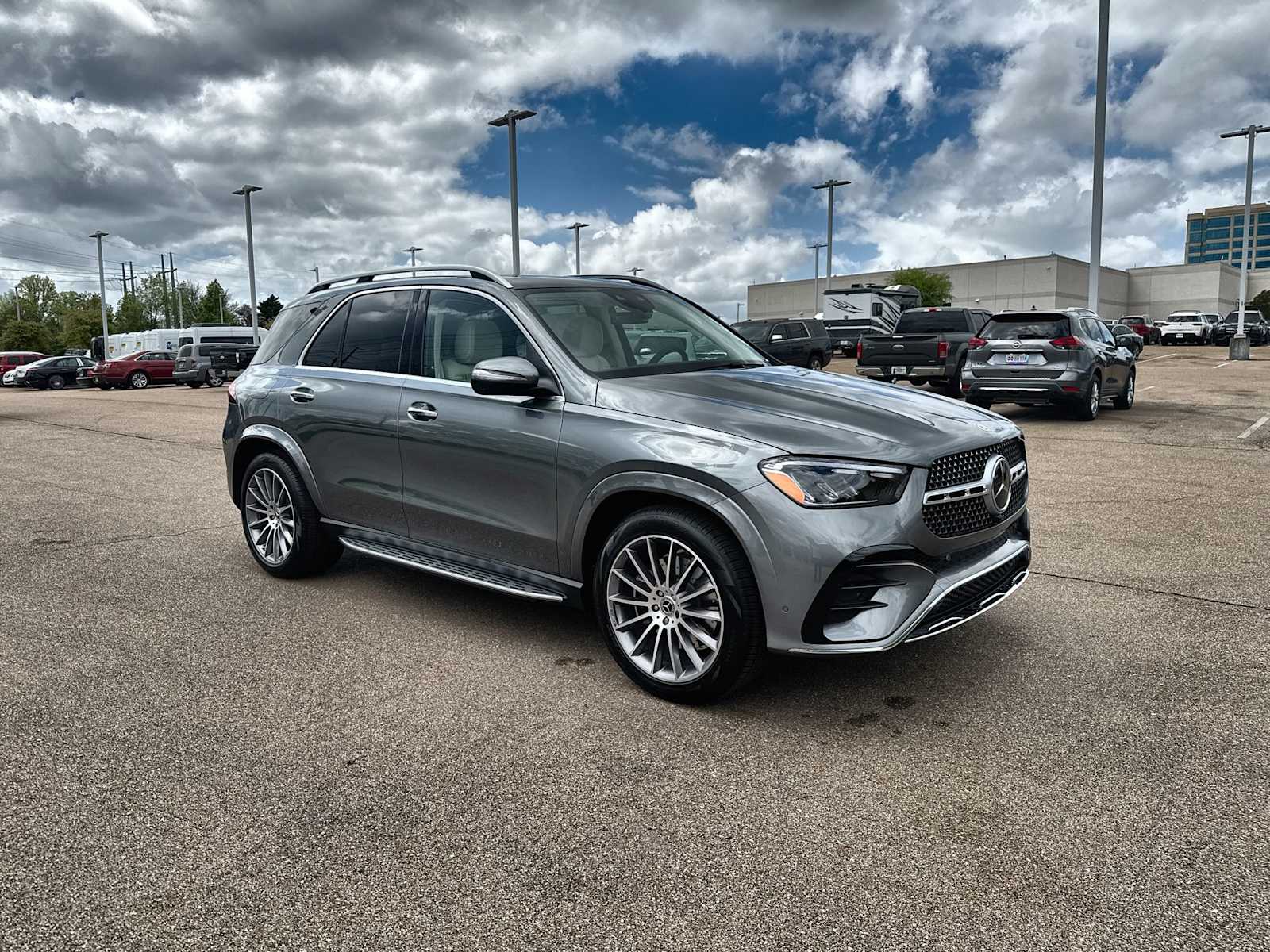 Thumbnail: 2026 Mercedes-Benz GLE - 11