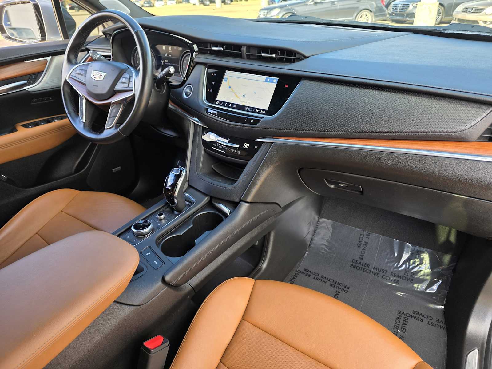 Thumbnail: 2023 Cadillac XT5 - 25