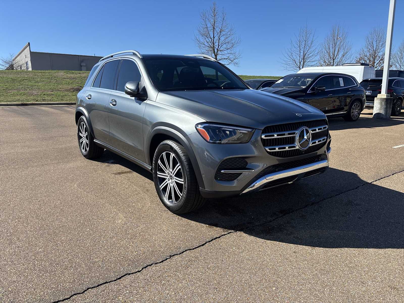 Thumbnail: 2026 Mercedes-Benz GLE - 8