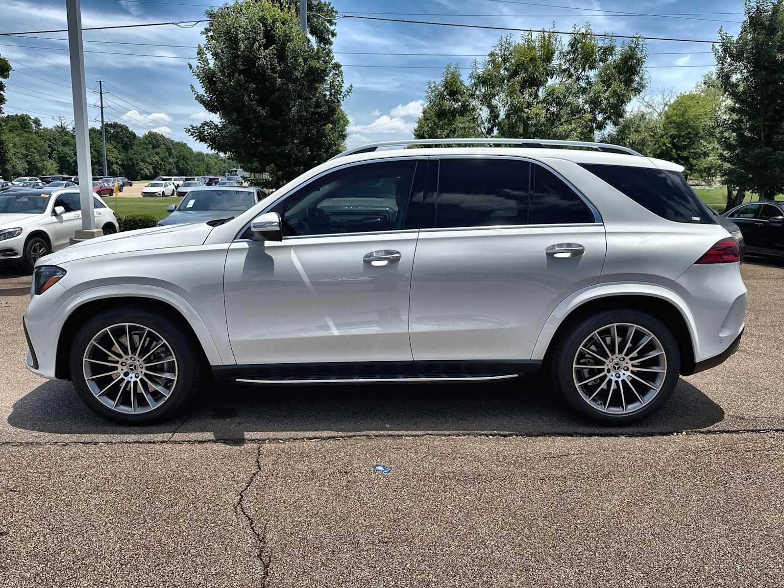 Thumbnail: 2026 Mercedes-Benz GLE - 5
