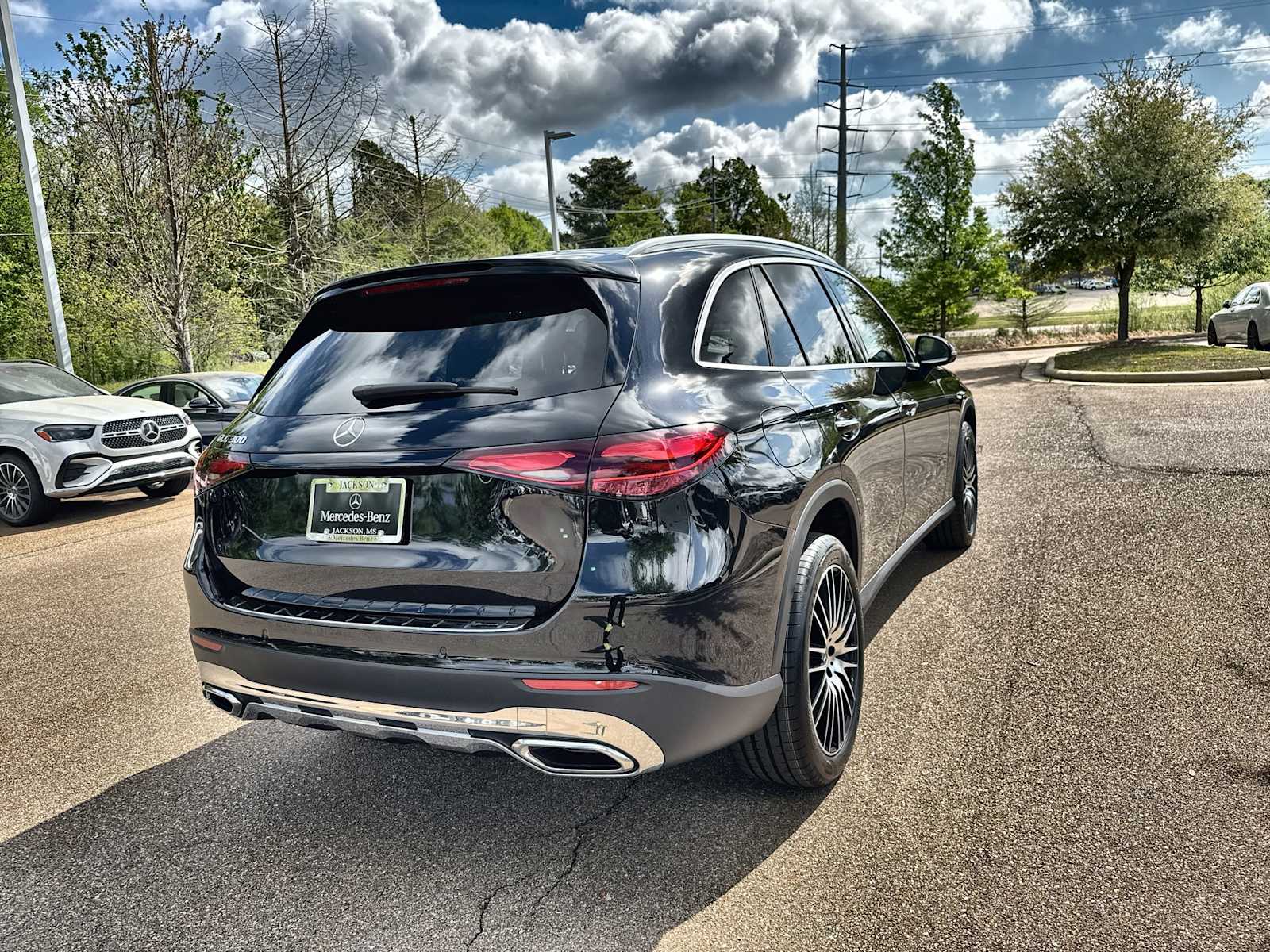 Thumbnail: 2026 Mercedes-Benz GLC - 8