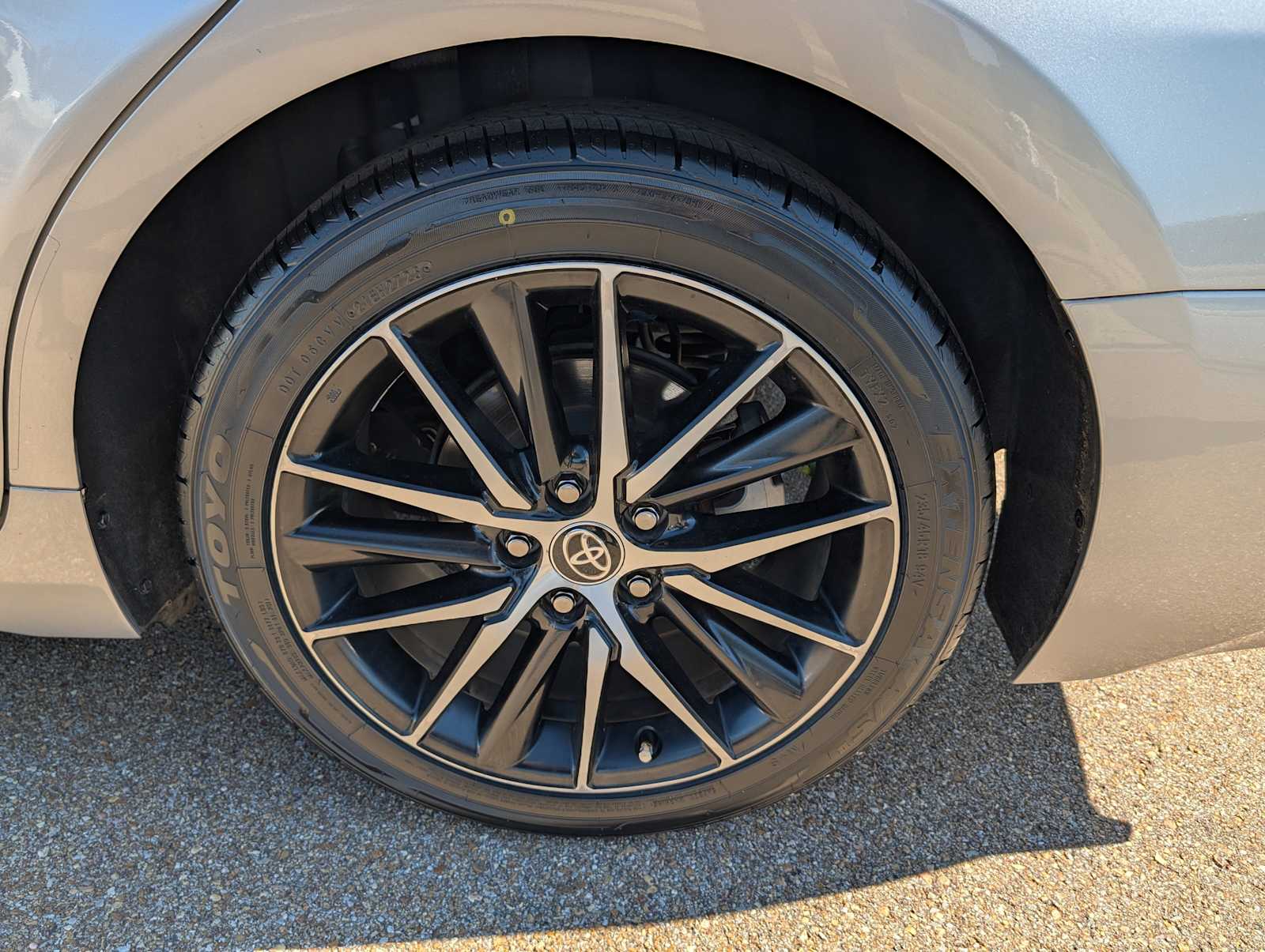 Thumbnail: 2023 Toyota Camry - 26