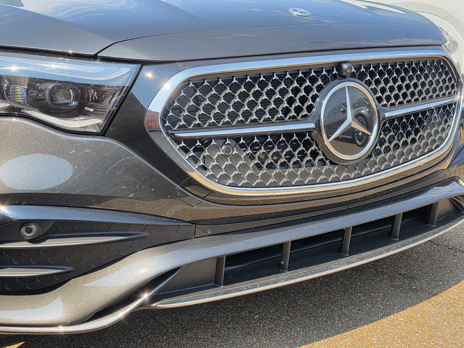 Thumbnail: 2026 Mercedes-Benz E-Class - 4