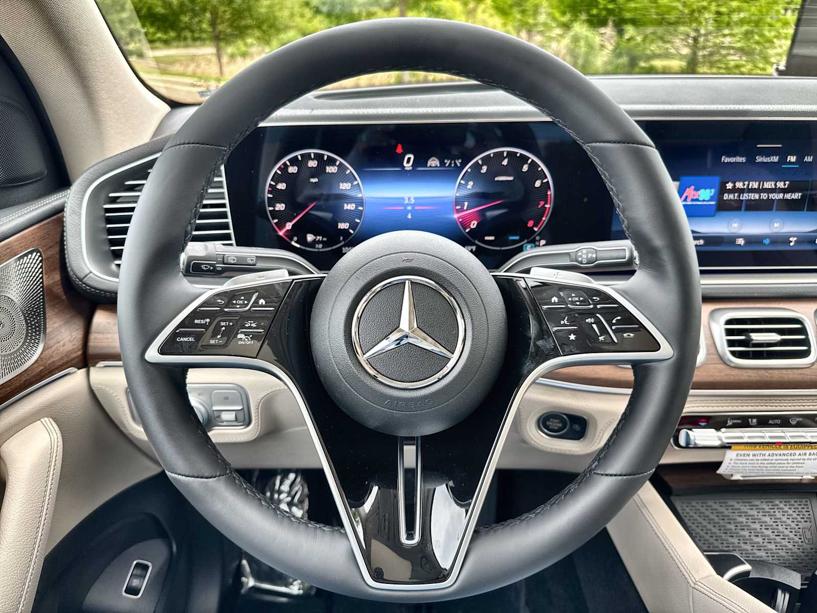 Thumbnail: 2026 Mercedes-Benz GLE - 21