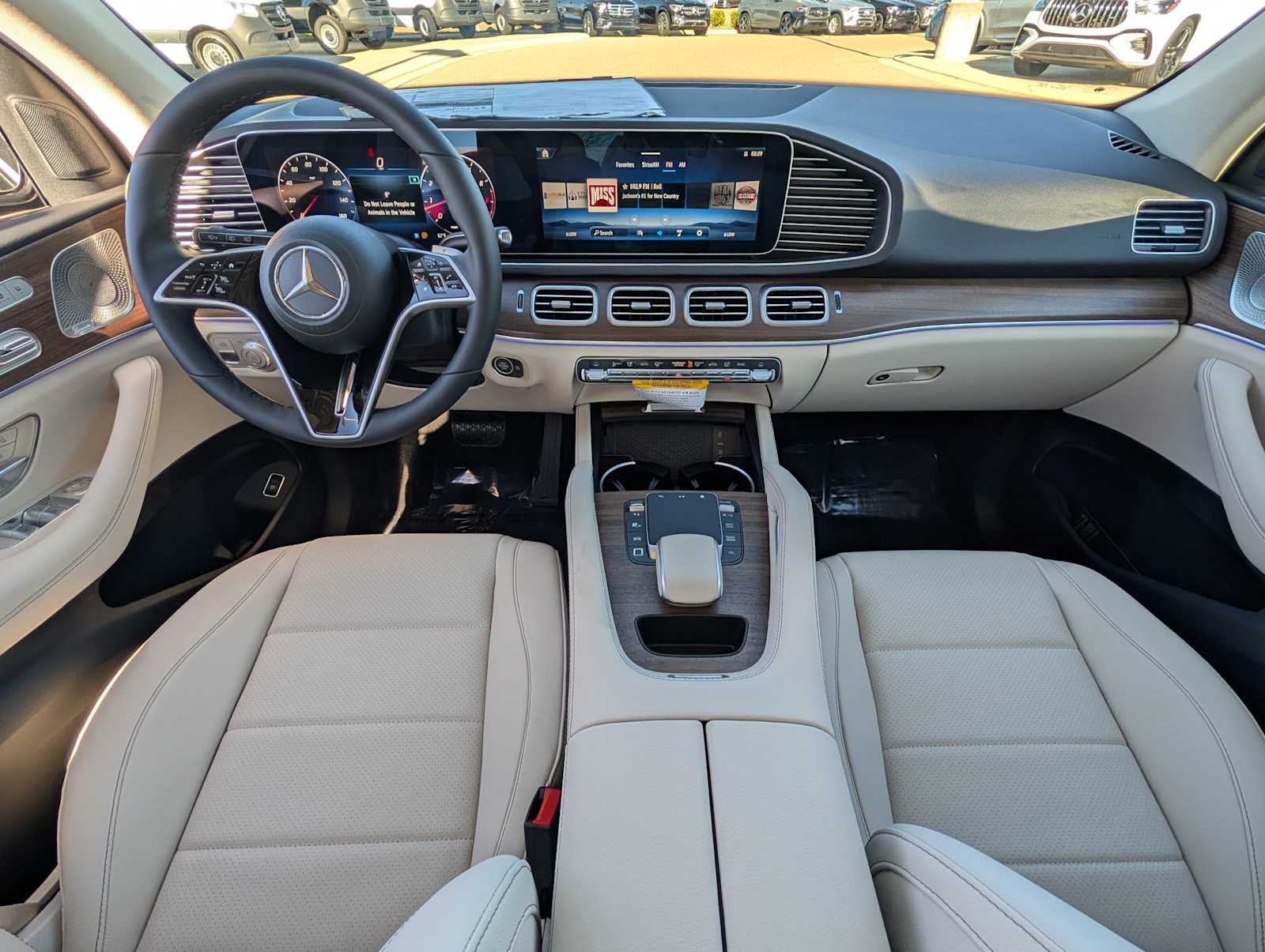 Thumbnail: 2026 Mercedes-Benz GLE - 8