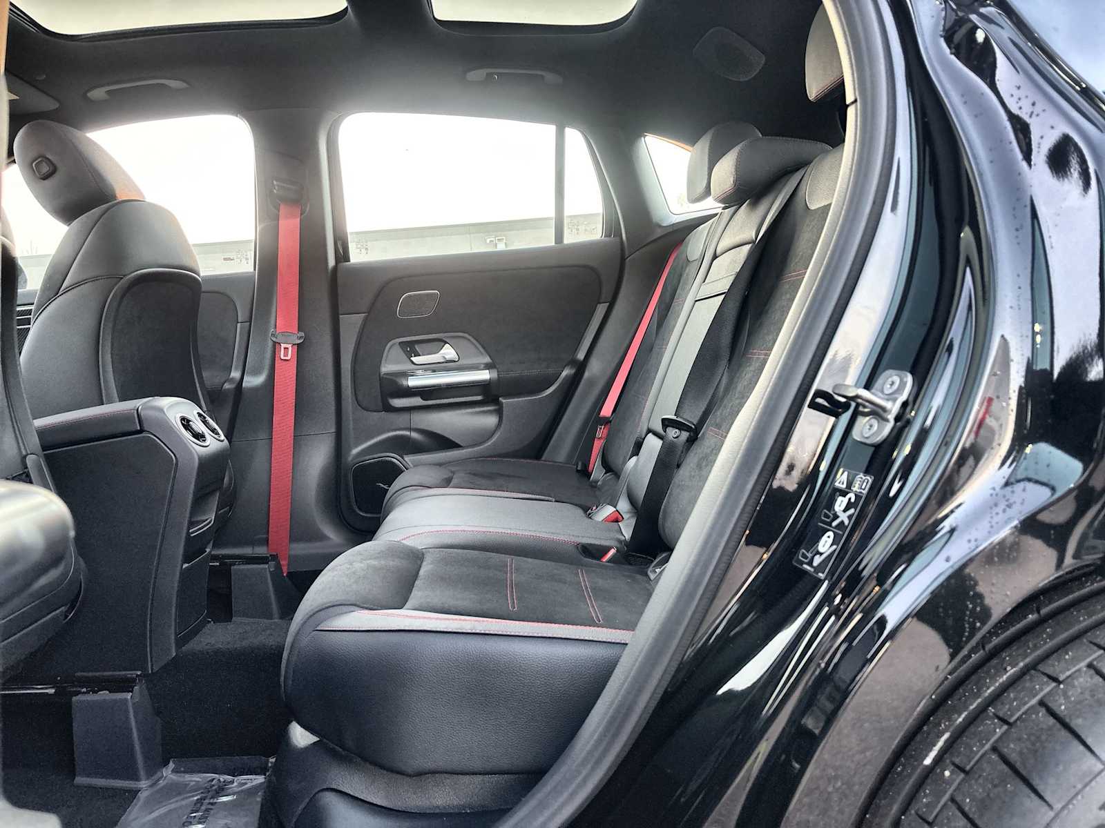 Thumbnail: 2026 Mercedes-Benz GLA - 4