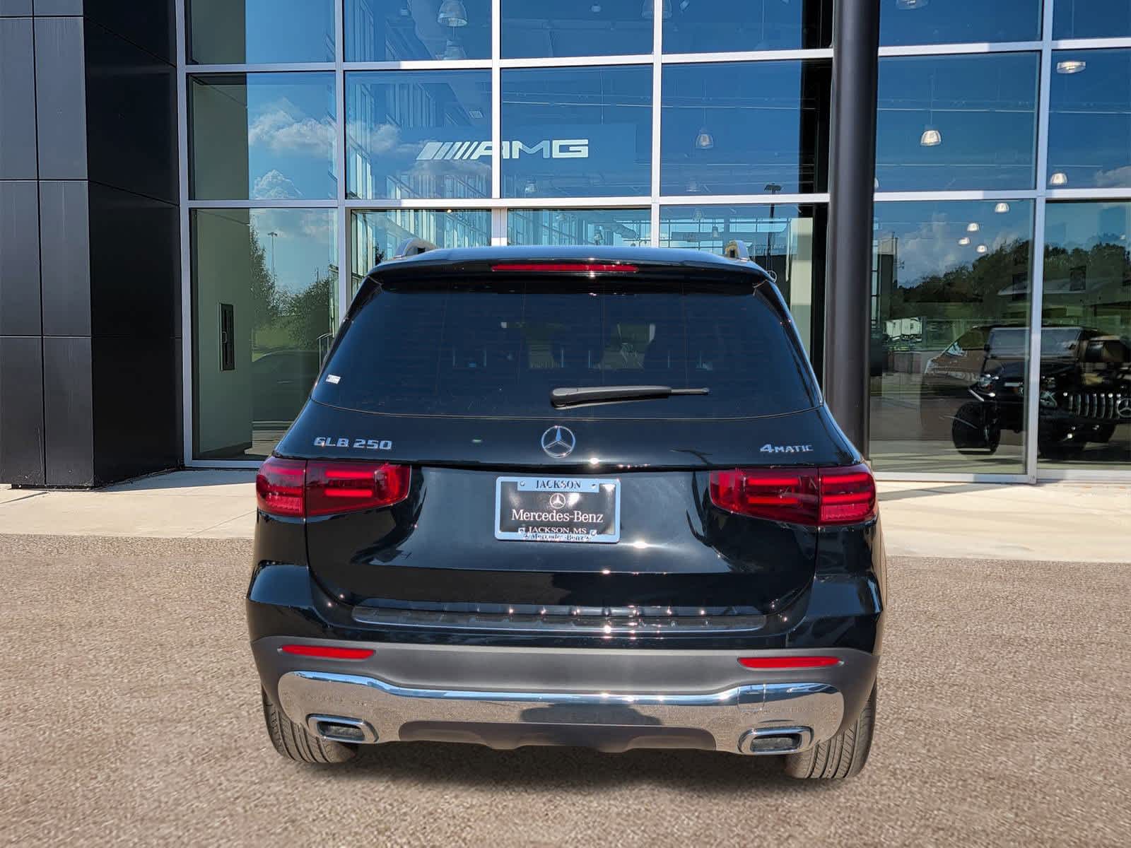 Thumbnail: 2026 Mercedes-Benz GLB - 5