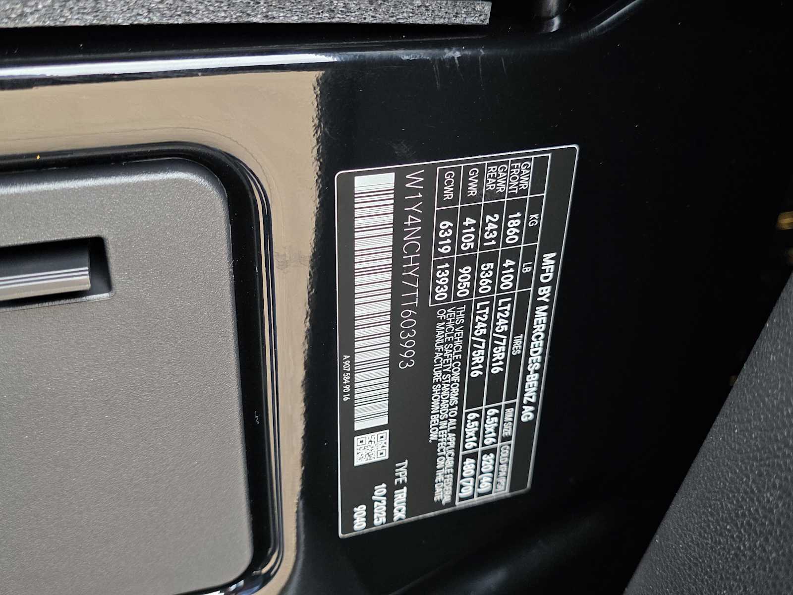 Thumbnail: 2026 Mercedes-Benz Sprinter - 27