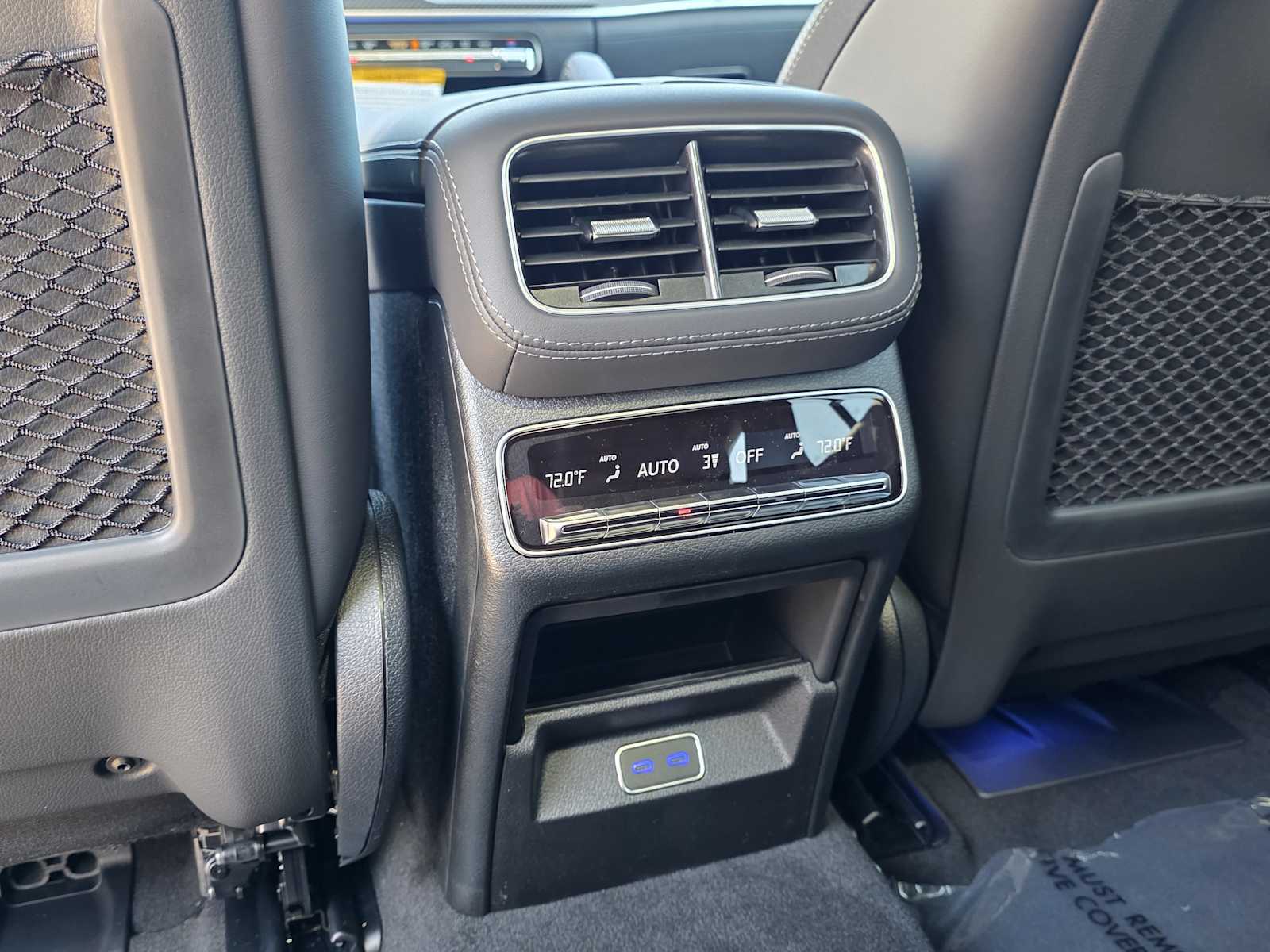 Thumbnail: 2026 Mercedes-Benz GLE - 15