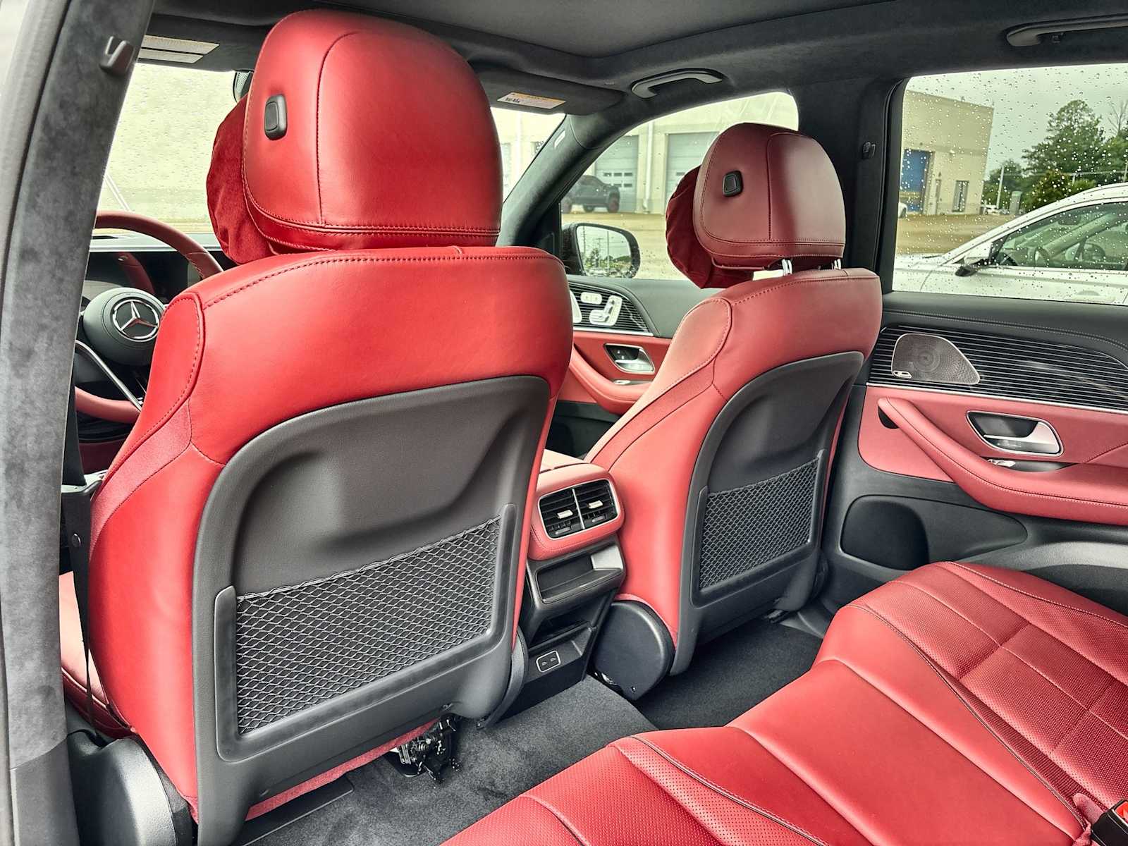 Thumbnail: 2026 Mercedes-Benz GLE - 18
