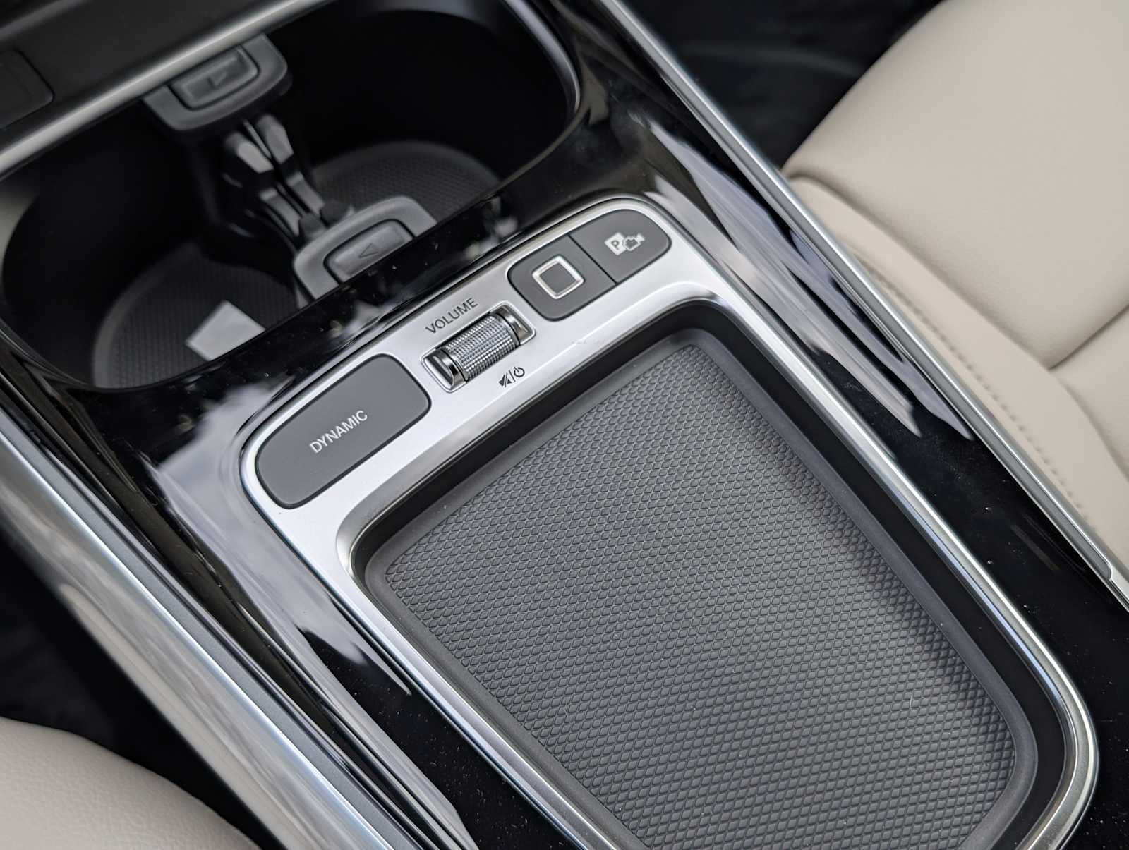 Thumbnail: 2026 Mercedes-Benz GLA - 18