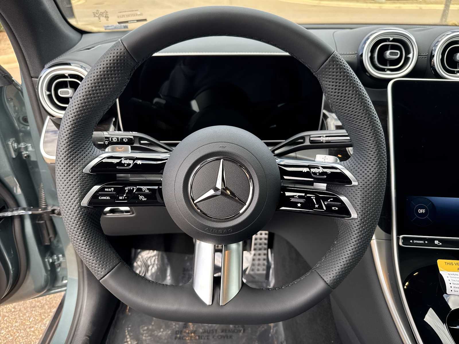 Thumbnail: 2026 Mercedes-Benz GLC - 21