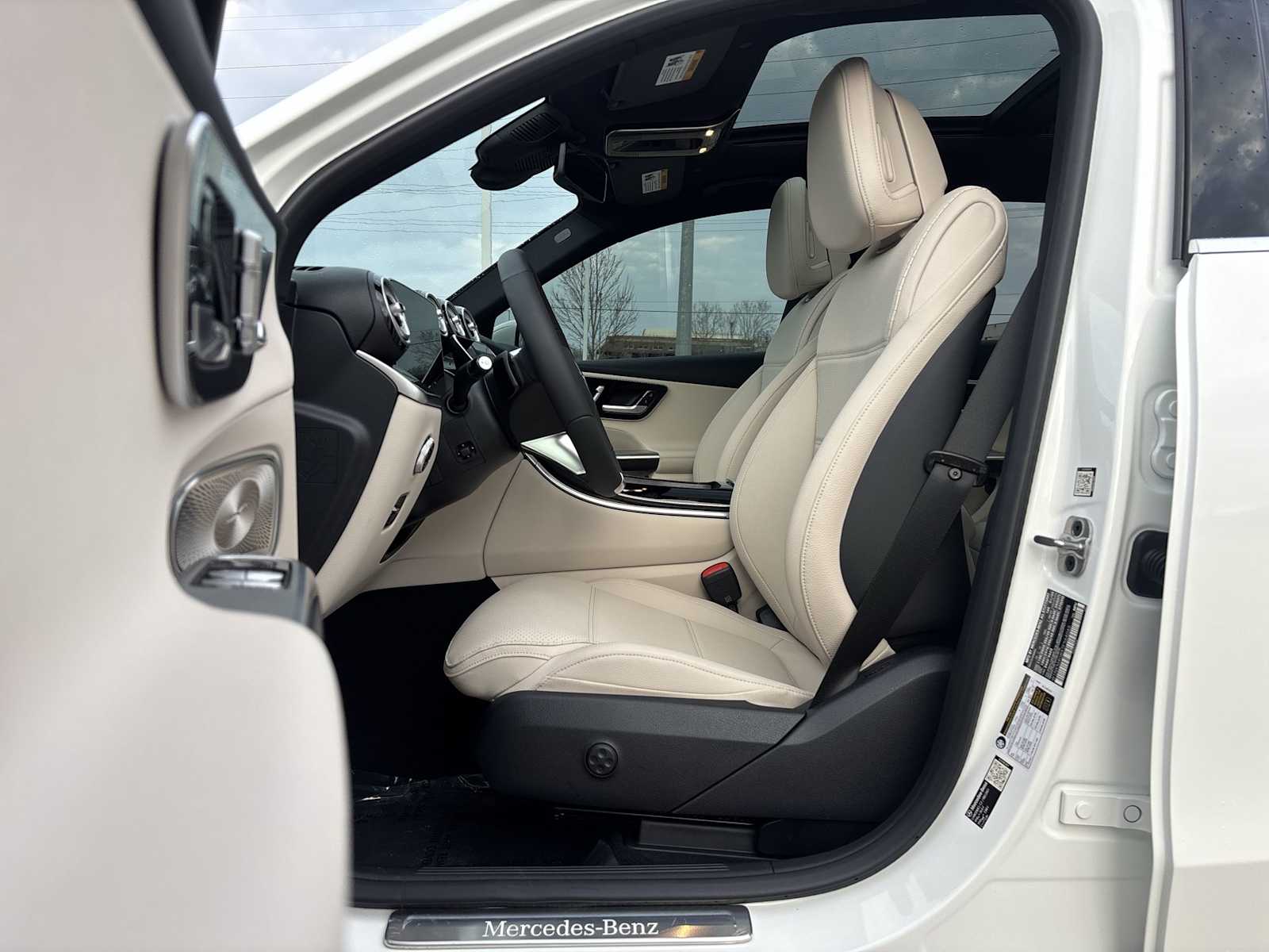 Thumbnail: 2026 Mercedes-Benz GLC - 2