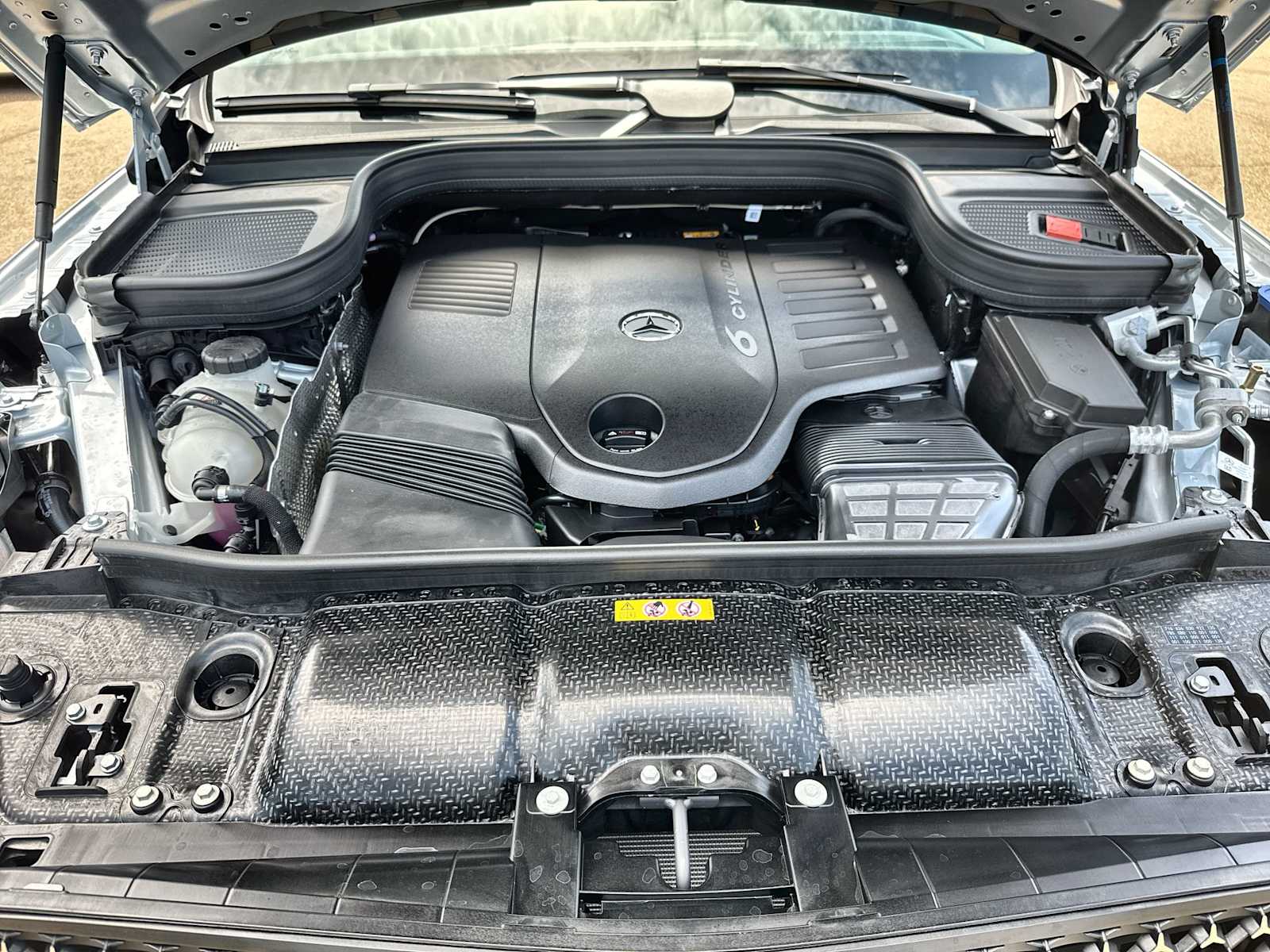Thumbnail: 2026 Mercedes-Benz GLE - 13