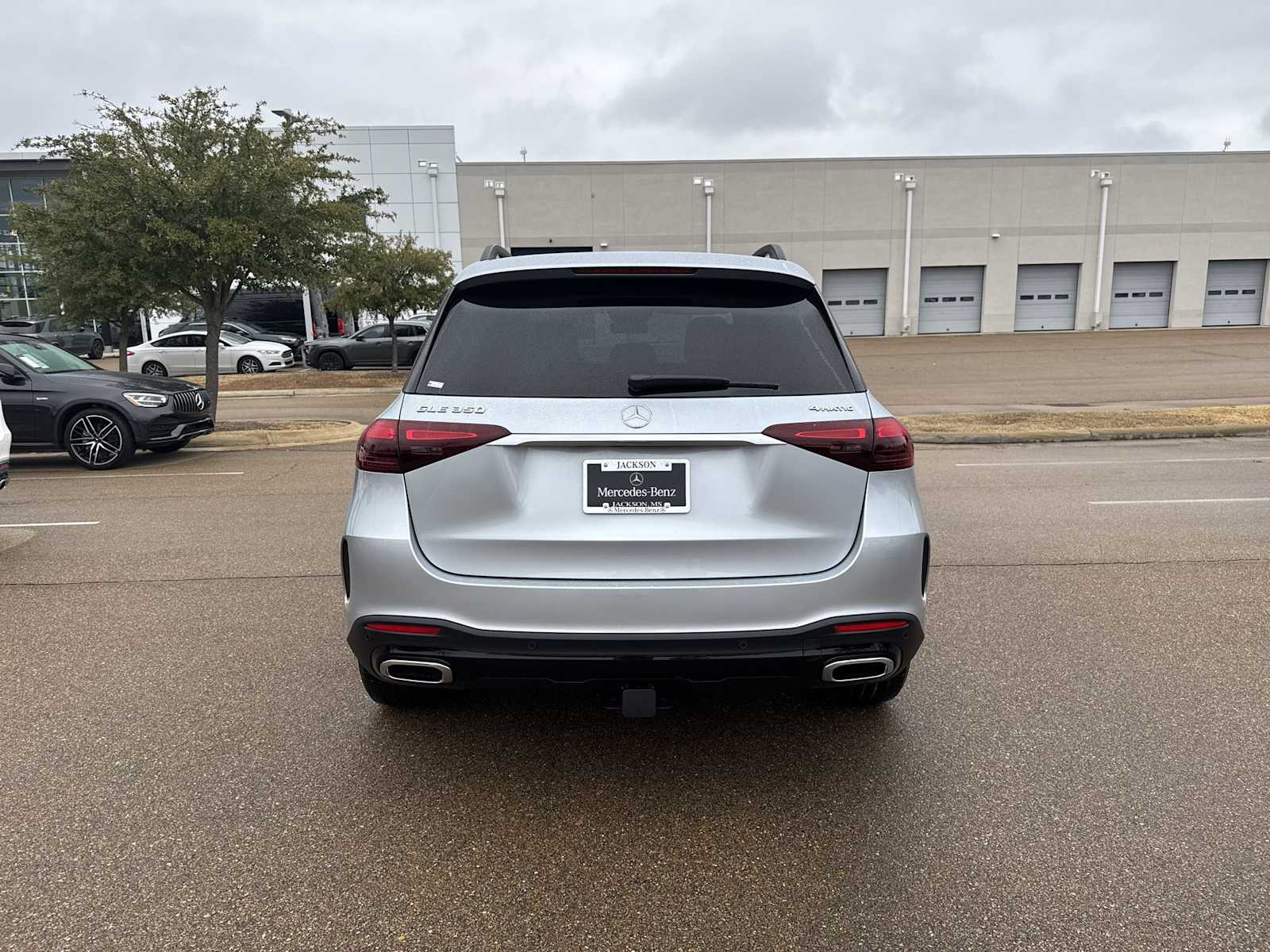 Thumbnail: 2026 Mercedes-Benz GLE - 5