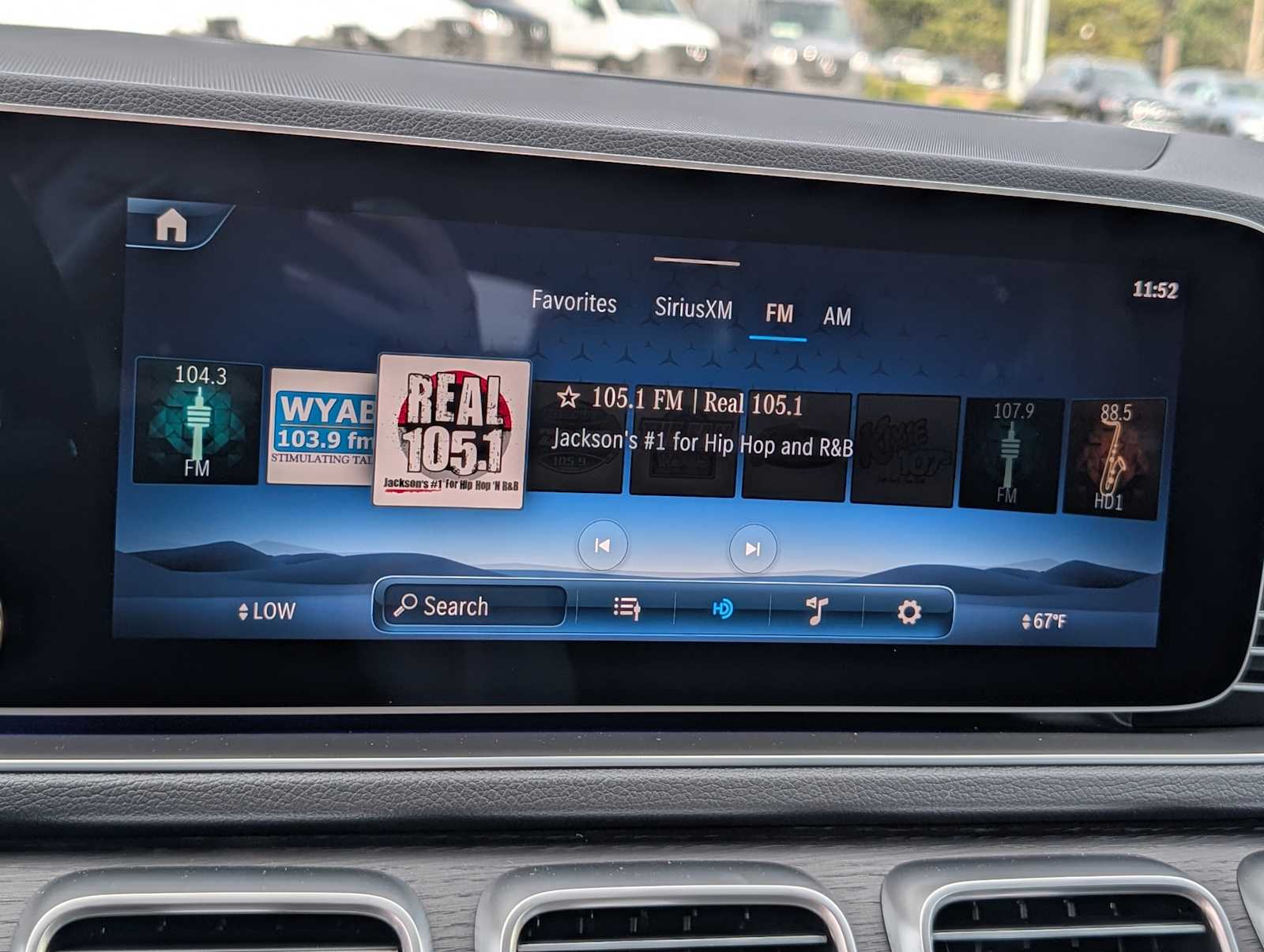 Thumbnail: 2026 Mercedes-Benz GLE - 14