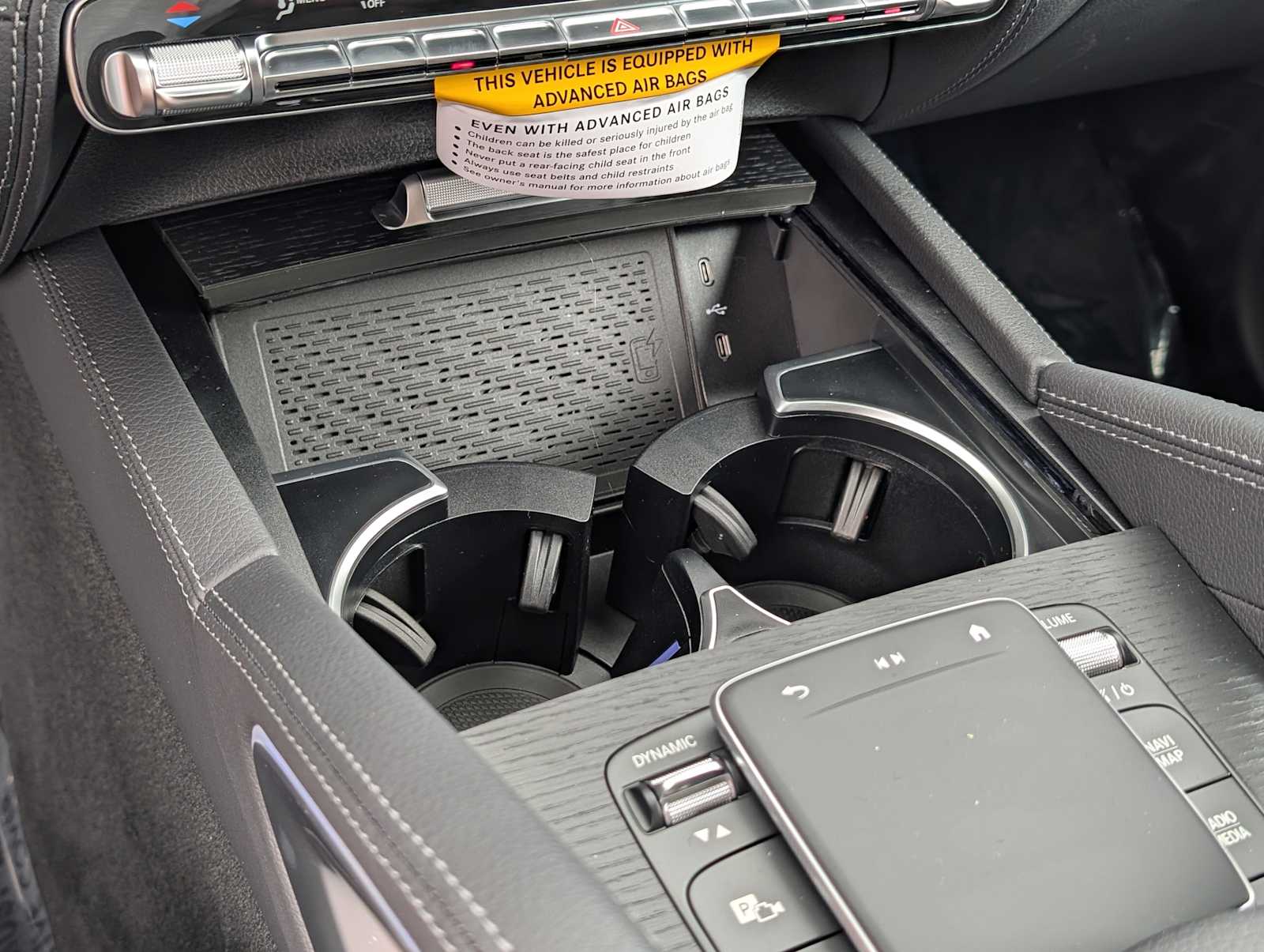 Thumbnail: 2026 Mercedes-Benz GLE - 15