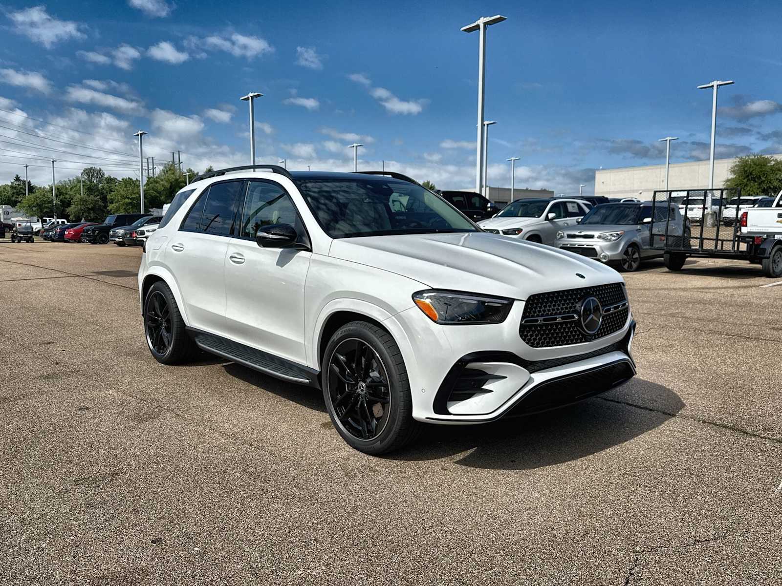 Thumbnail: 2026 Mercedes-Benz GLE - 11