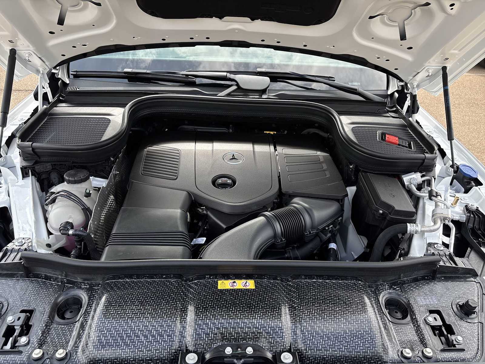 Thumbnail: 2026 Mercedes-Benz GLE - 13