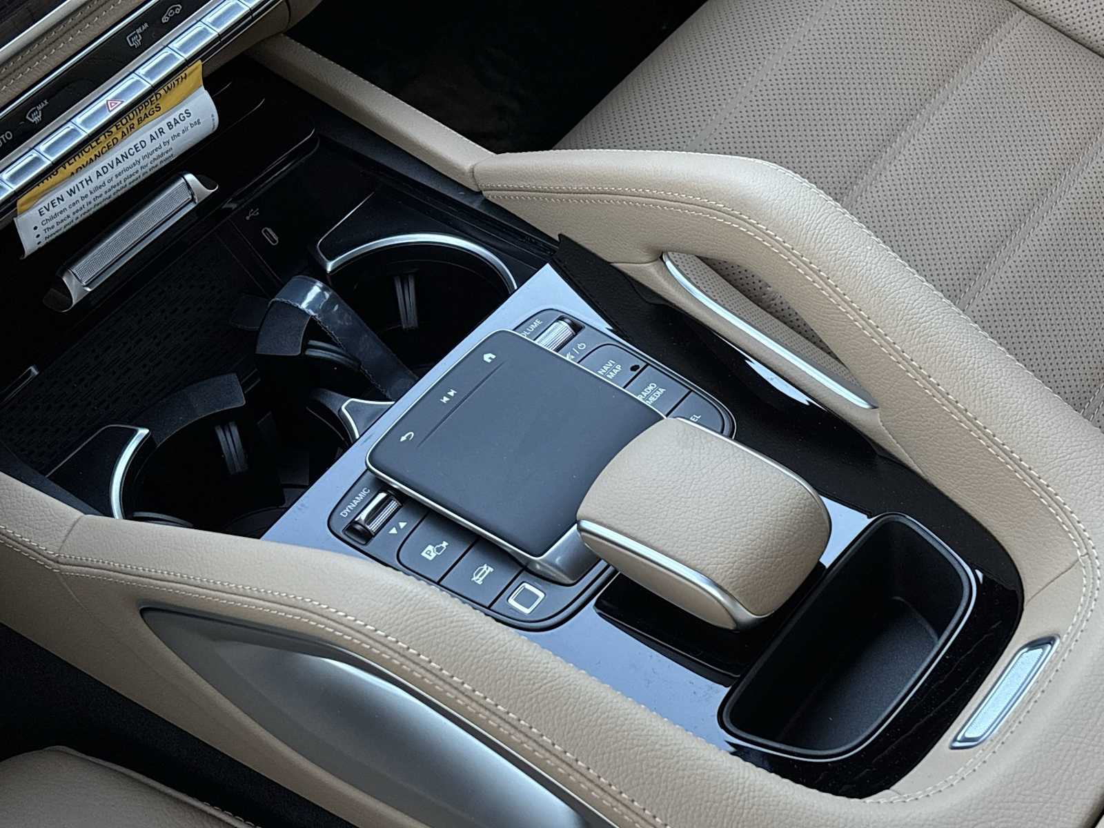 Thumbnail: 2026 Mercedes-Benz GLE - 22