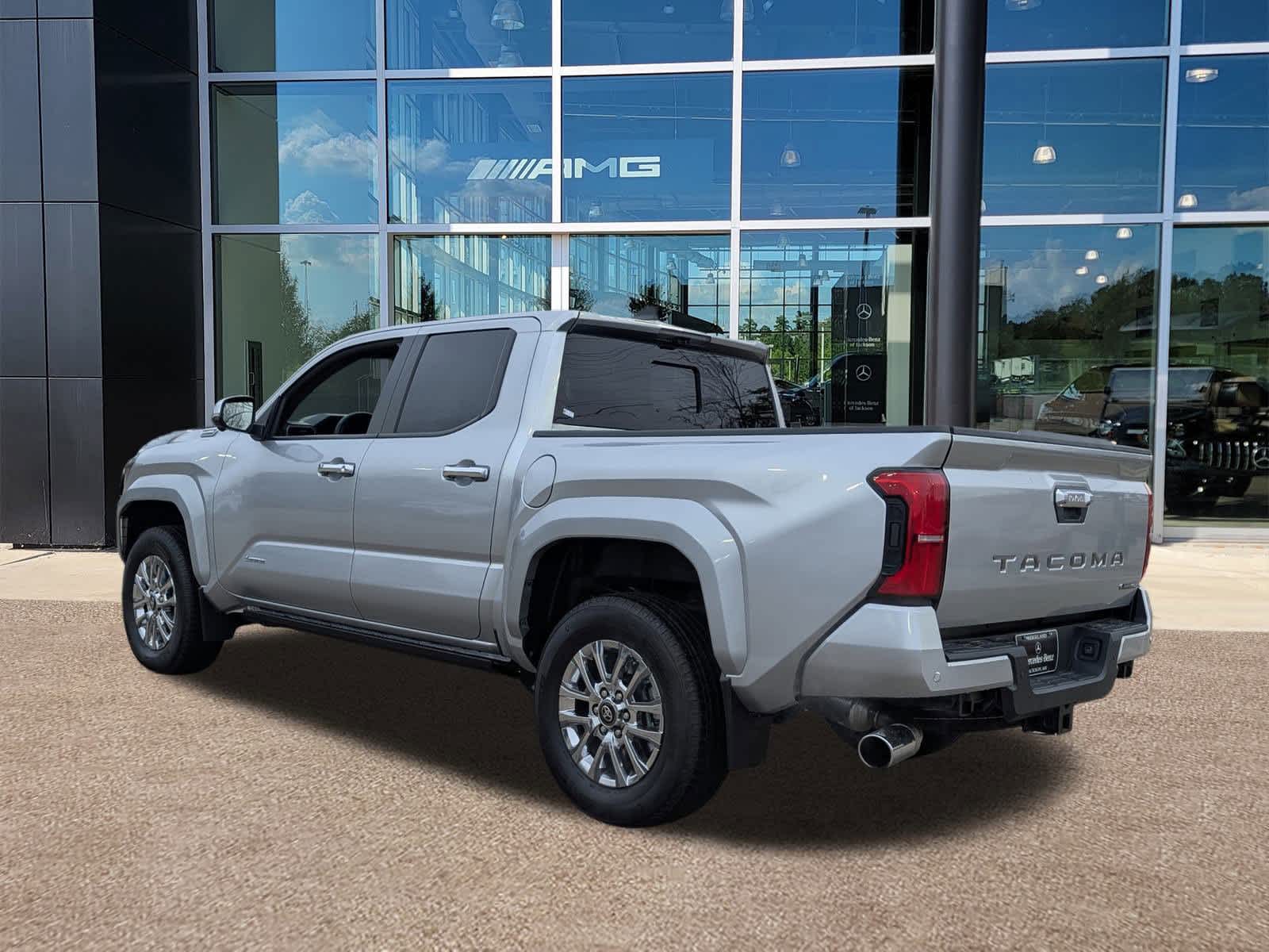 Thumbnail: 2024 Toyota Tacoma - 8