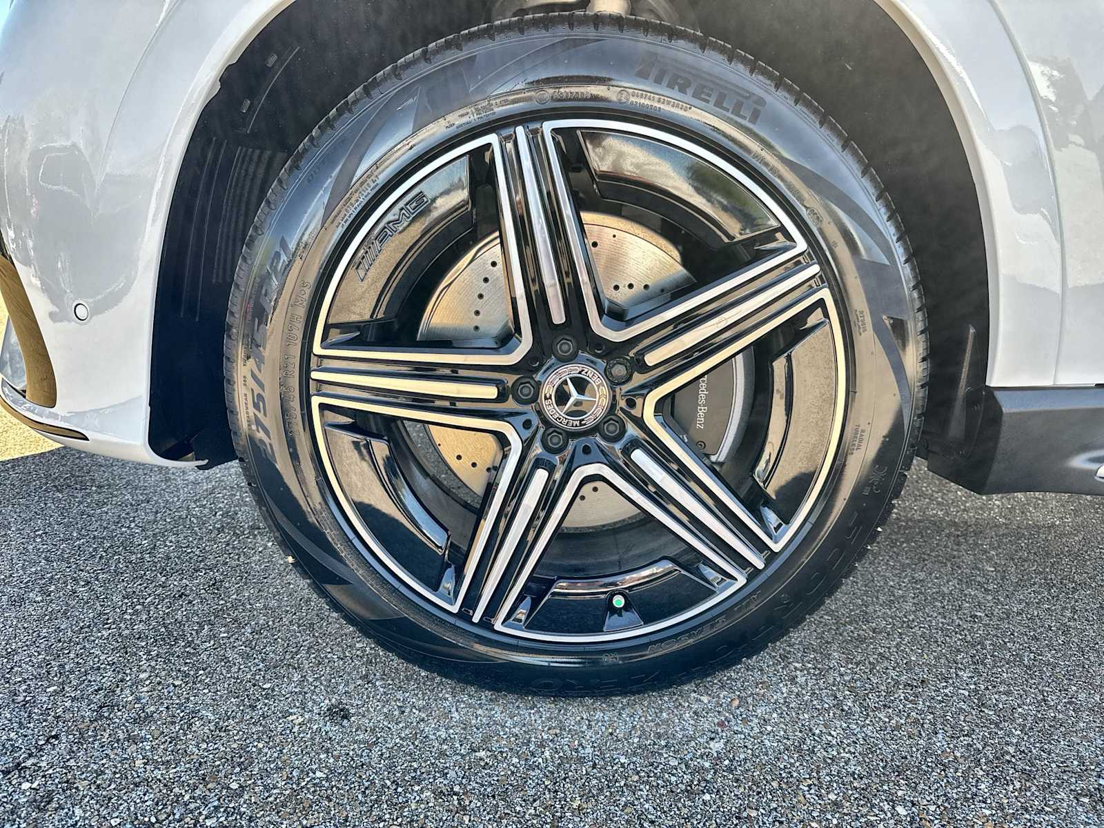 Thumbnail: 2026 Mercedes-Benz GLE - 14