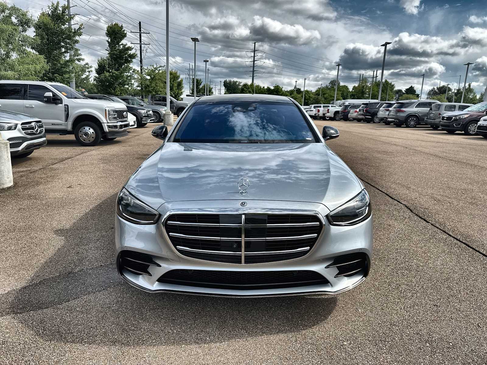 Thumbnail: 2025 Mercedes-Benz S-Class - 12