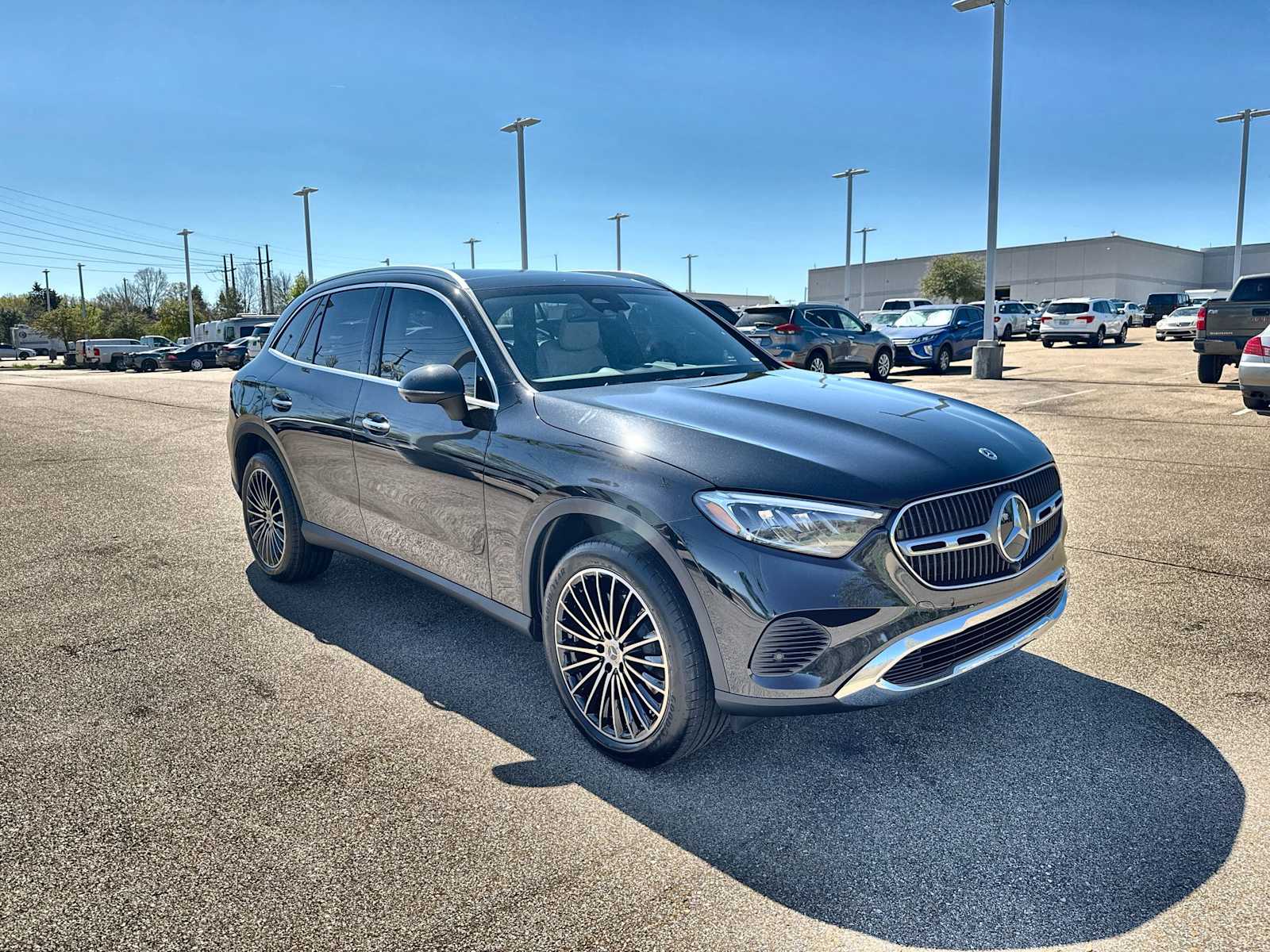 Thumbnail: 2026 Mercedes-Benz GLC - 11