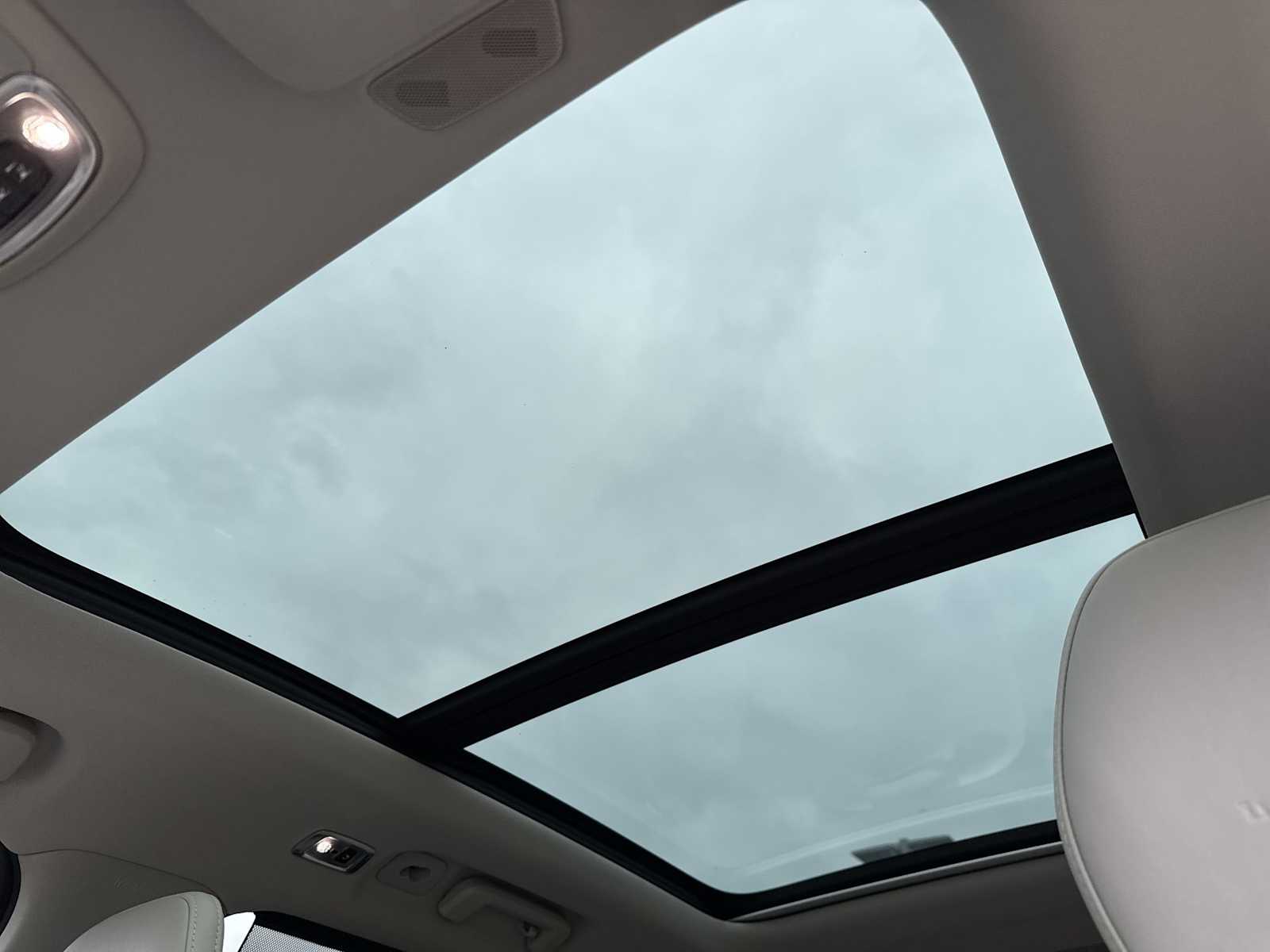 Thumbnail: 2018 Volvo XC90 - 17