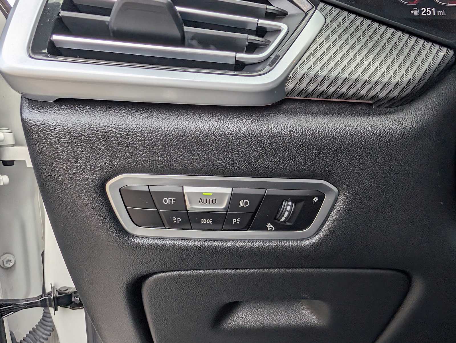 Thumbnail: 2023 BMW X5 - 14