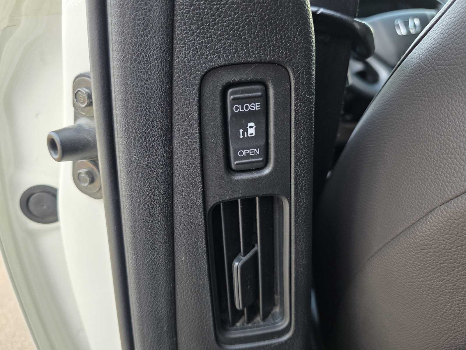 Thumbnail: 2019 Honda Odyssey - 20