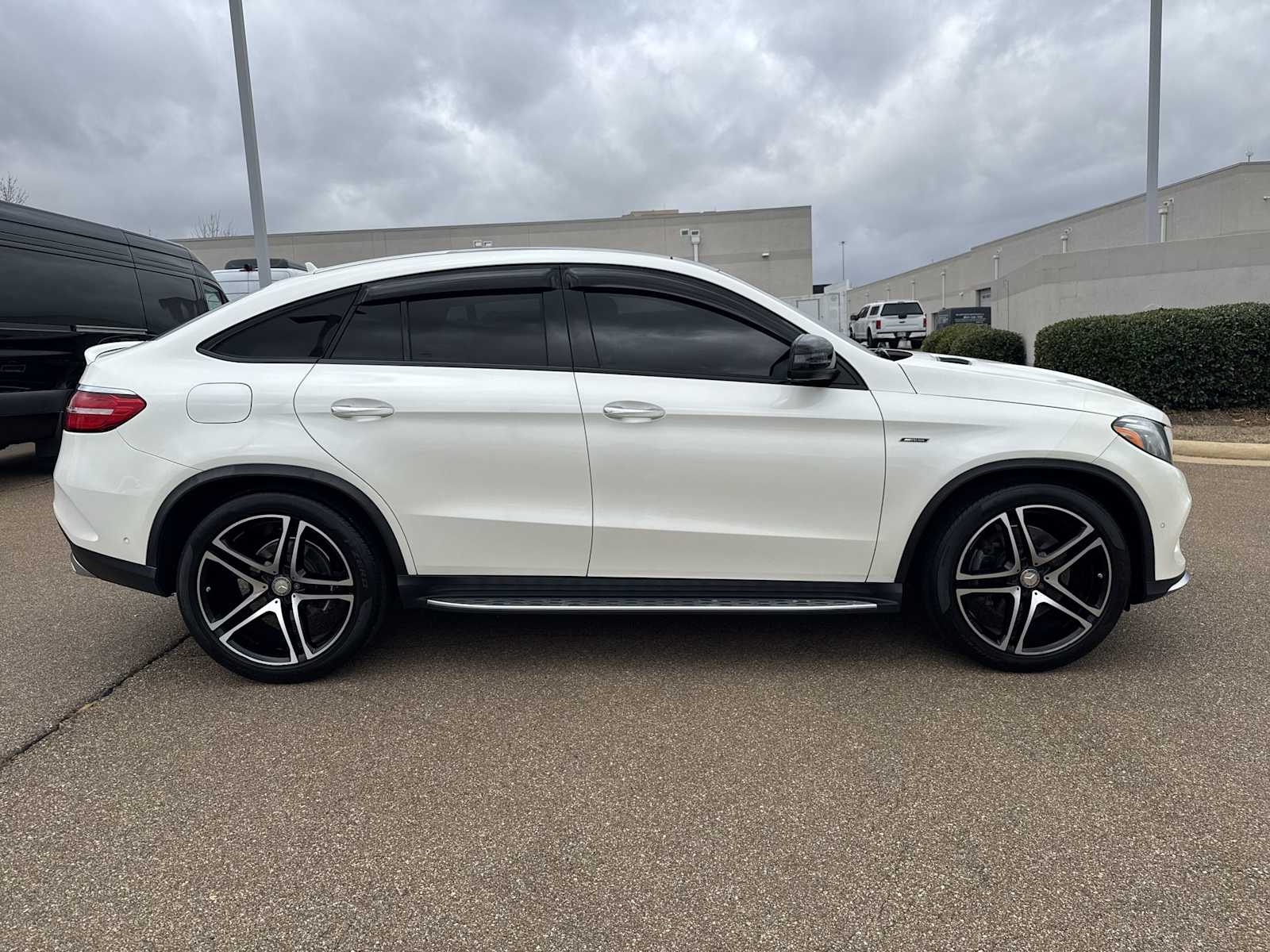 Thumbnail: 2016 Mercedes-Benz GLE - 7