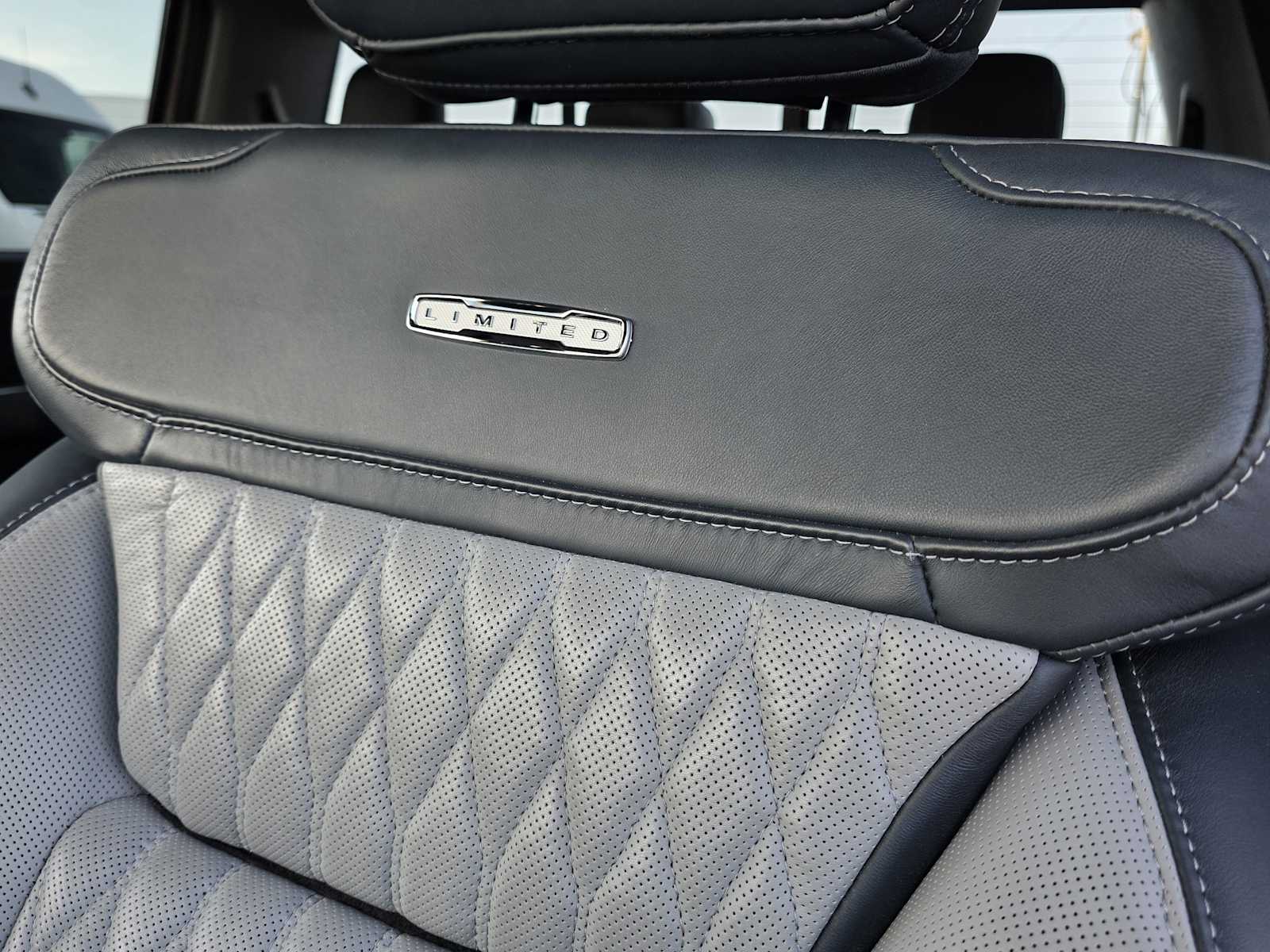 Thumbnail: 2024 Ford Econoline - 18