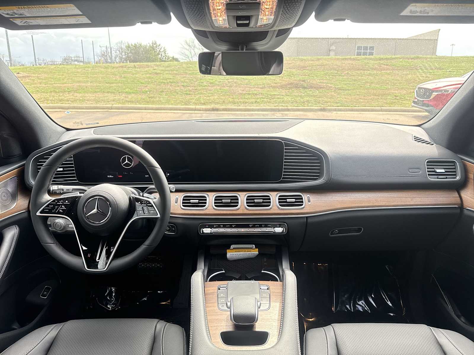 Thumbnail: 2026 Mercedes-Benz GLE - 14