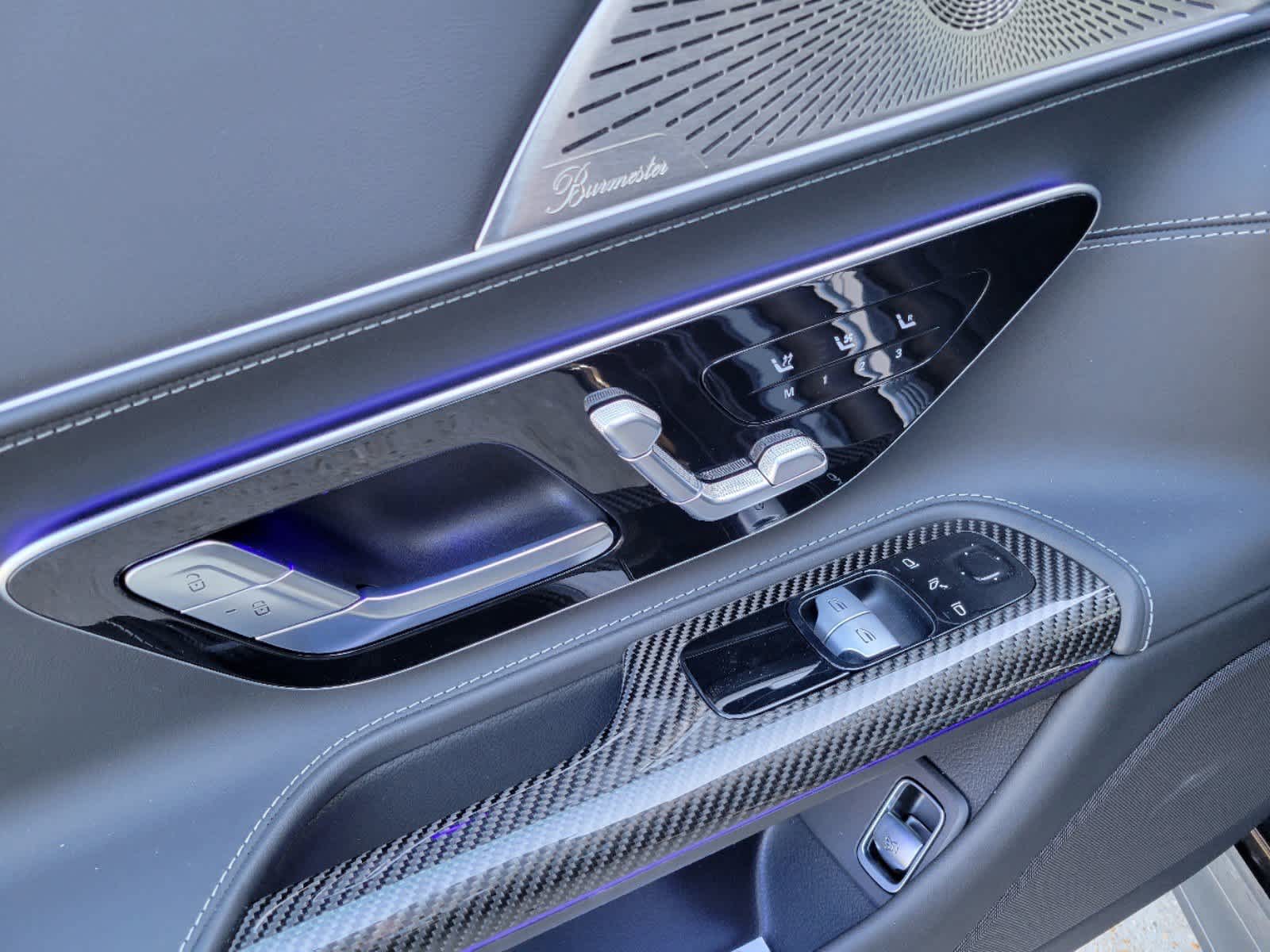 Thumbnail: 2025 Mercedes-Benz AMG GT - 14