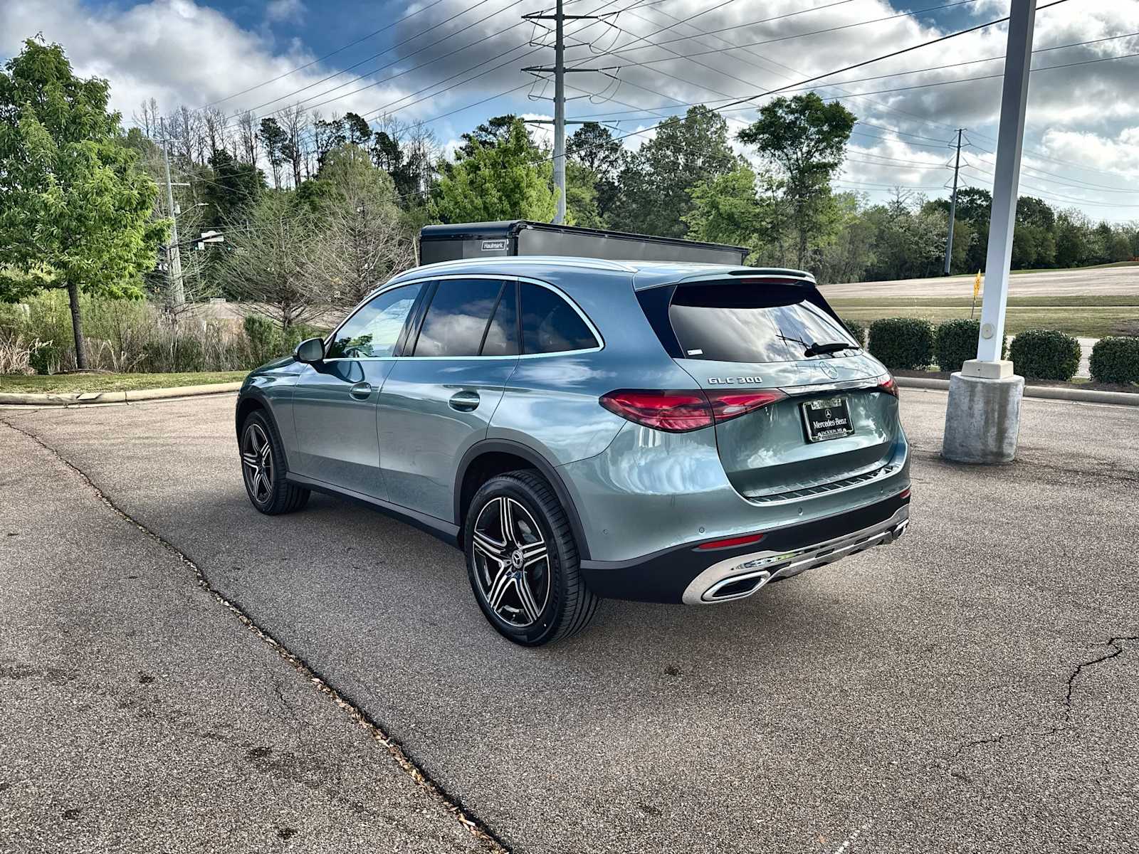 Thumbnail: 2026 Mercedes-Benz GLC - 6