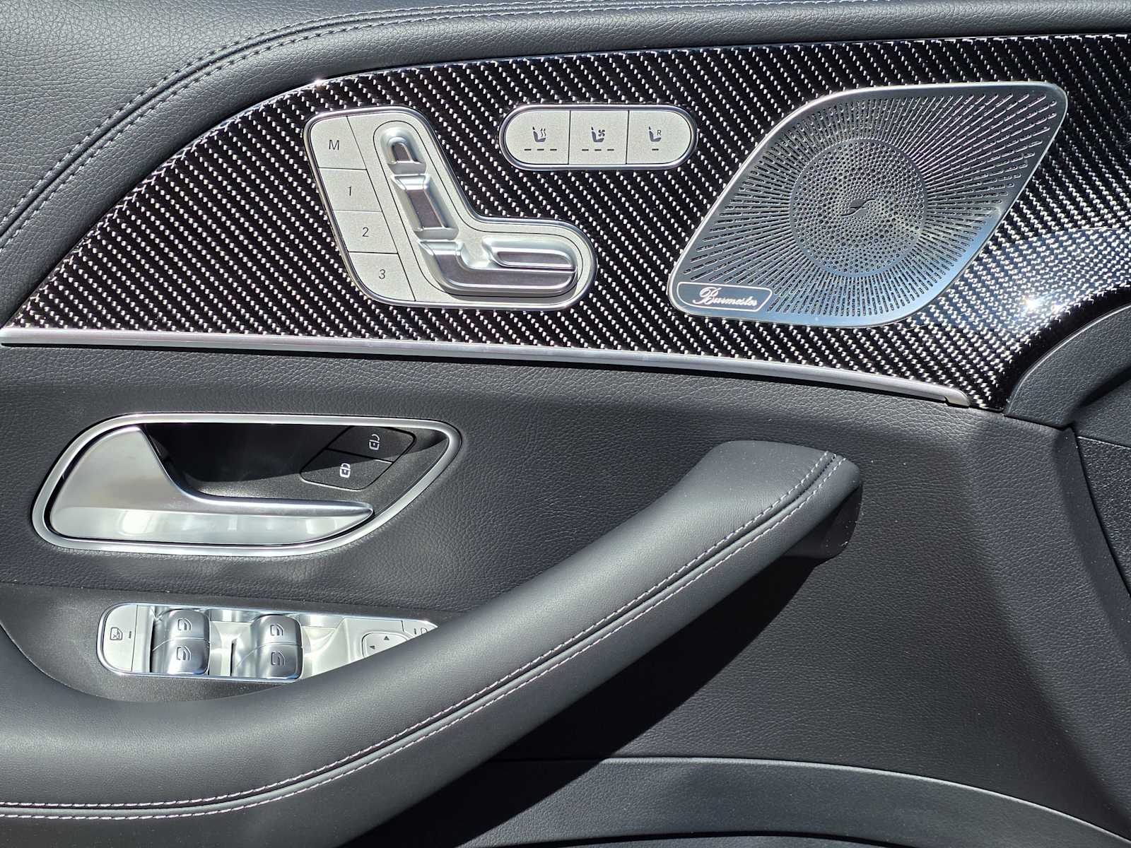 Thumbnail: 2026 Mercedes-Benz GLE - 12