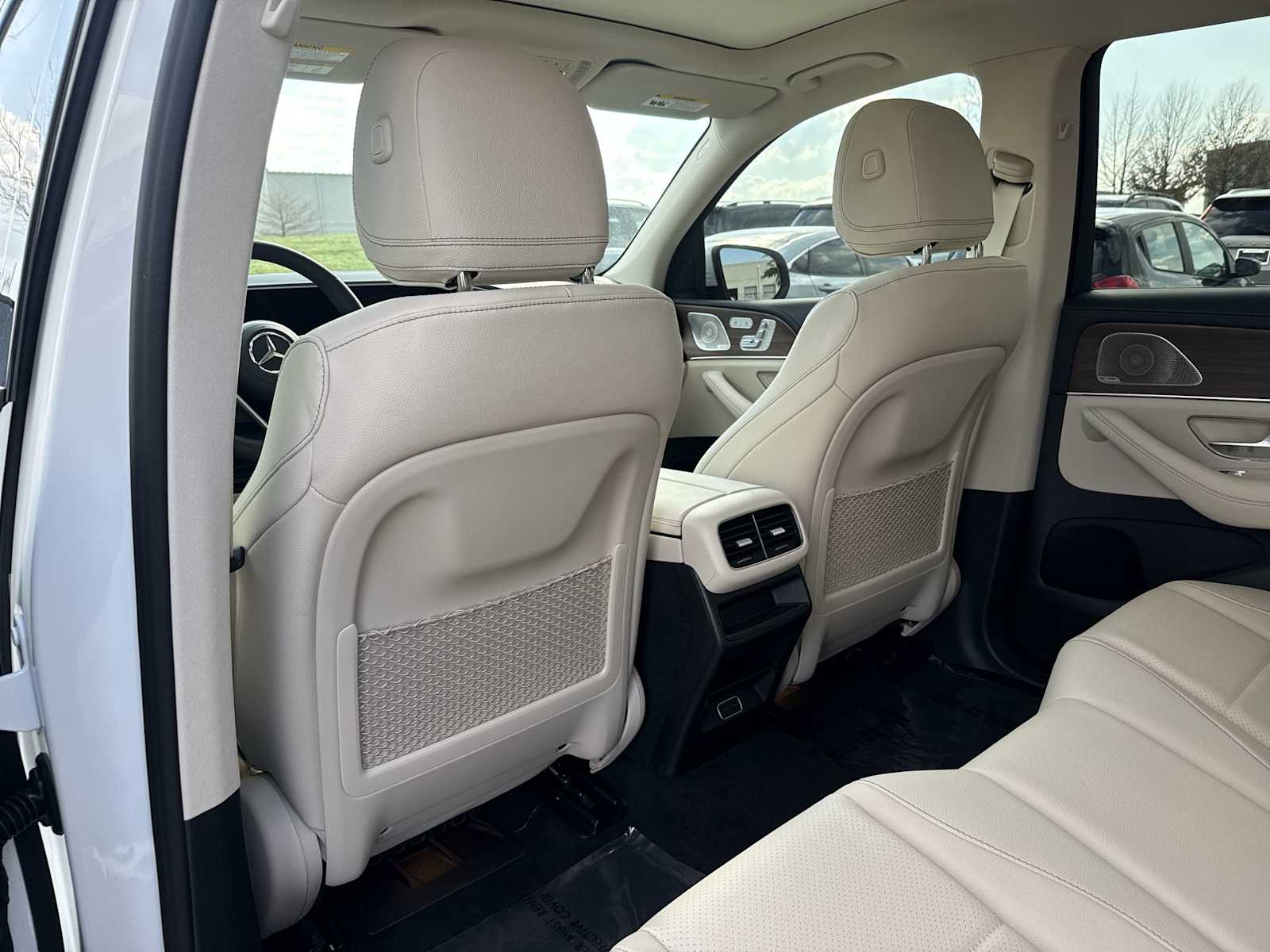 Thumbnail: 2026 Mercedes-Benz GLE - 16