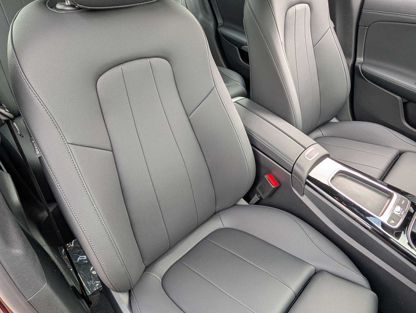 Thumbnail: 2026 Mercedes-Benz CLA - 21