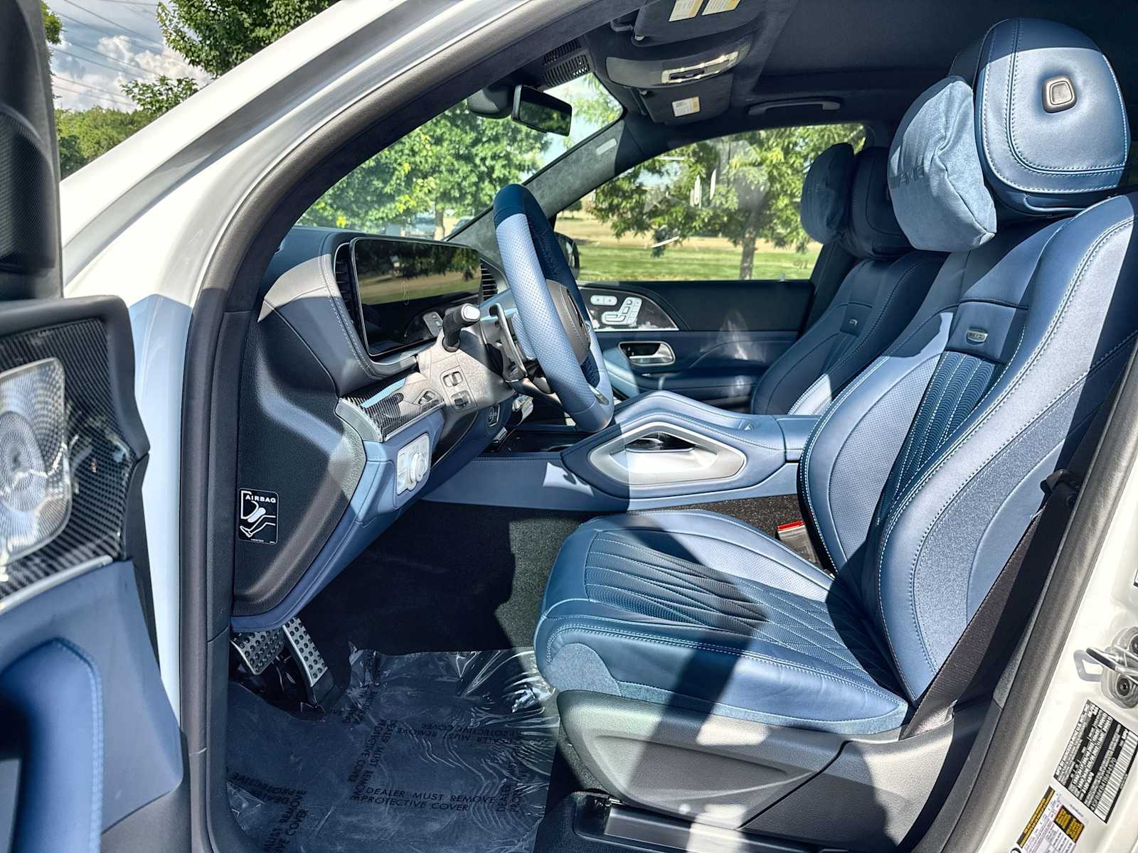 Thumbnail: 2026 Mercedes-Benz GL-Class - 2