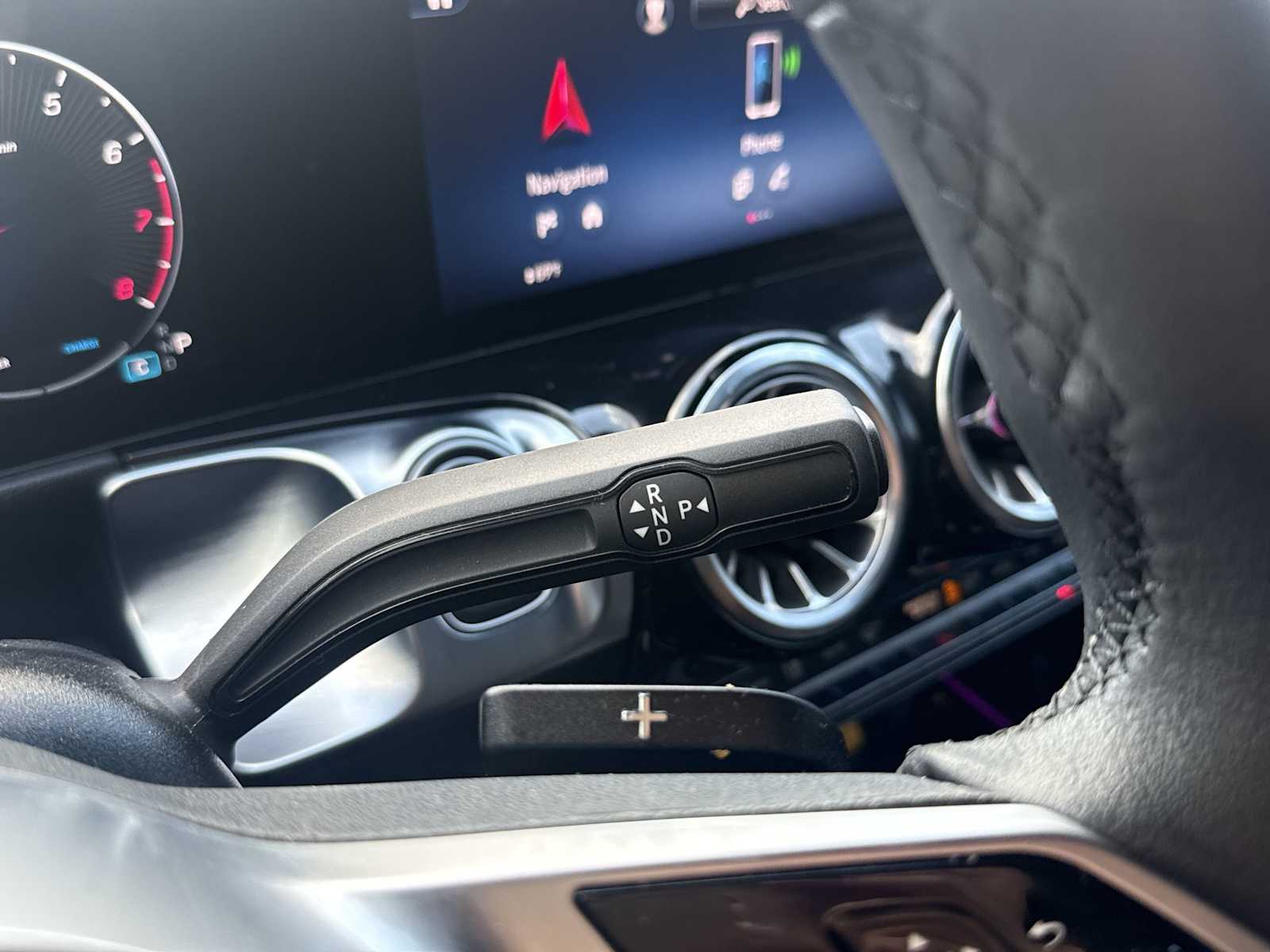 Thumbnail: 2026 Mercedes-Benz GLB - 24